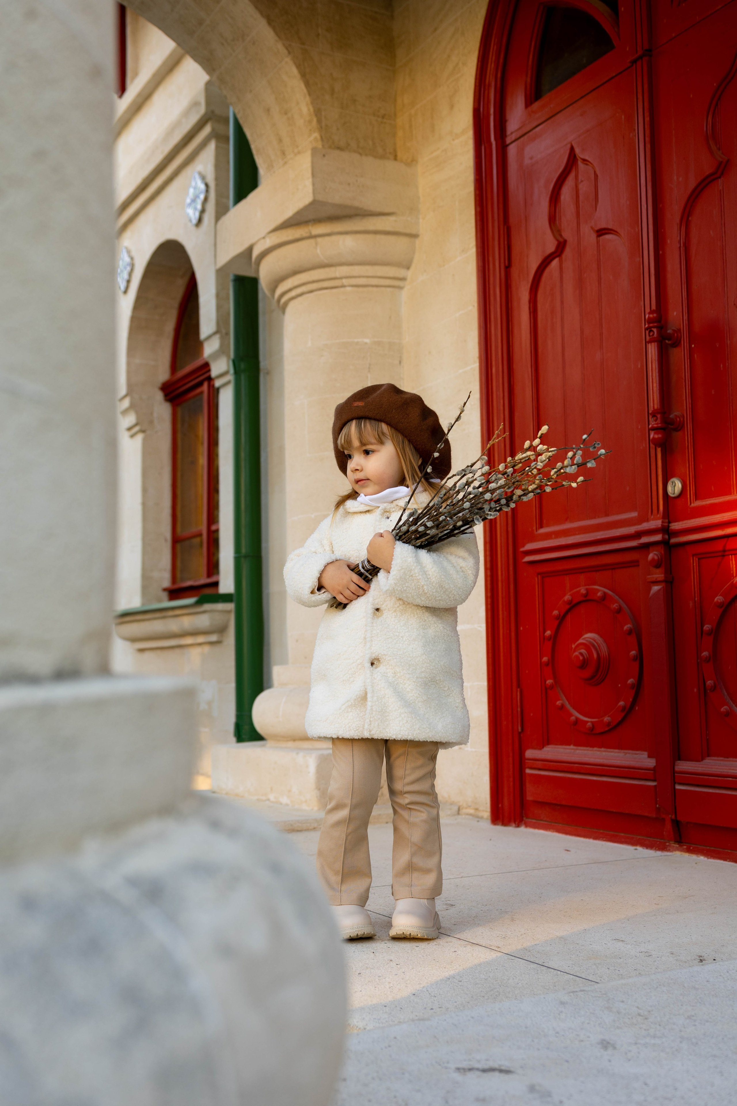 Фотосессия ребенка в вербное воскресенье. Семейный фотограф в Кишиневе, Молдова Врабий Ольга