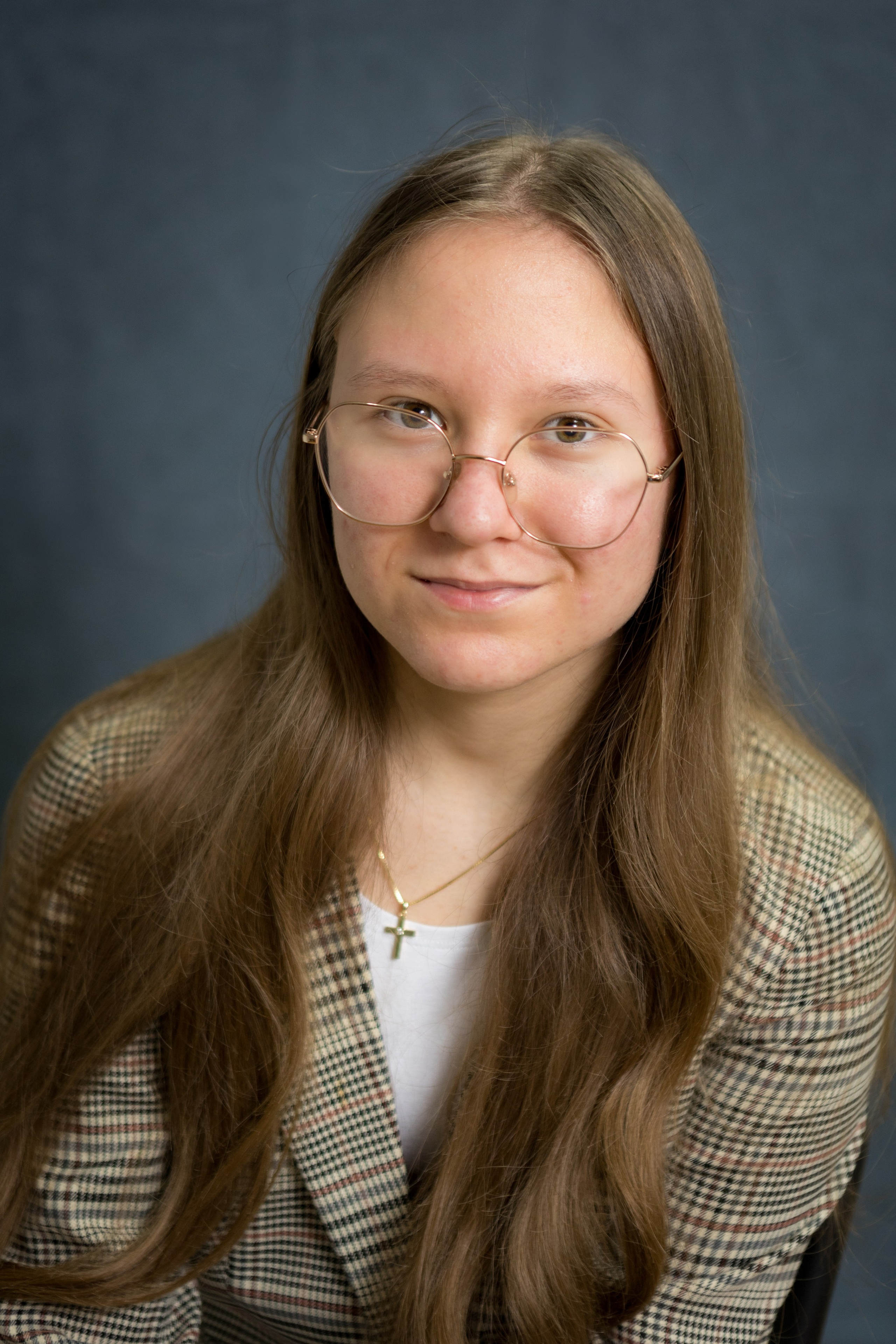 Schüler. Adelya Tomin