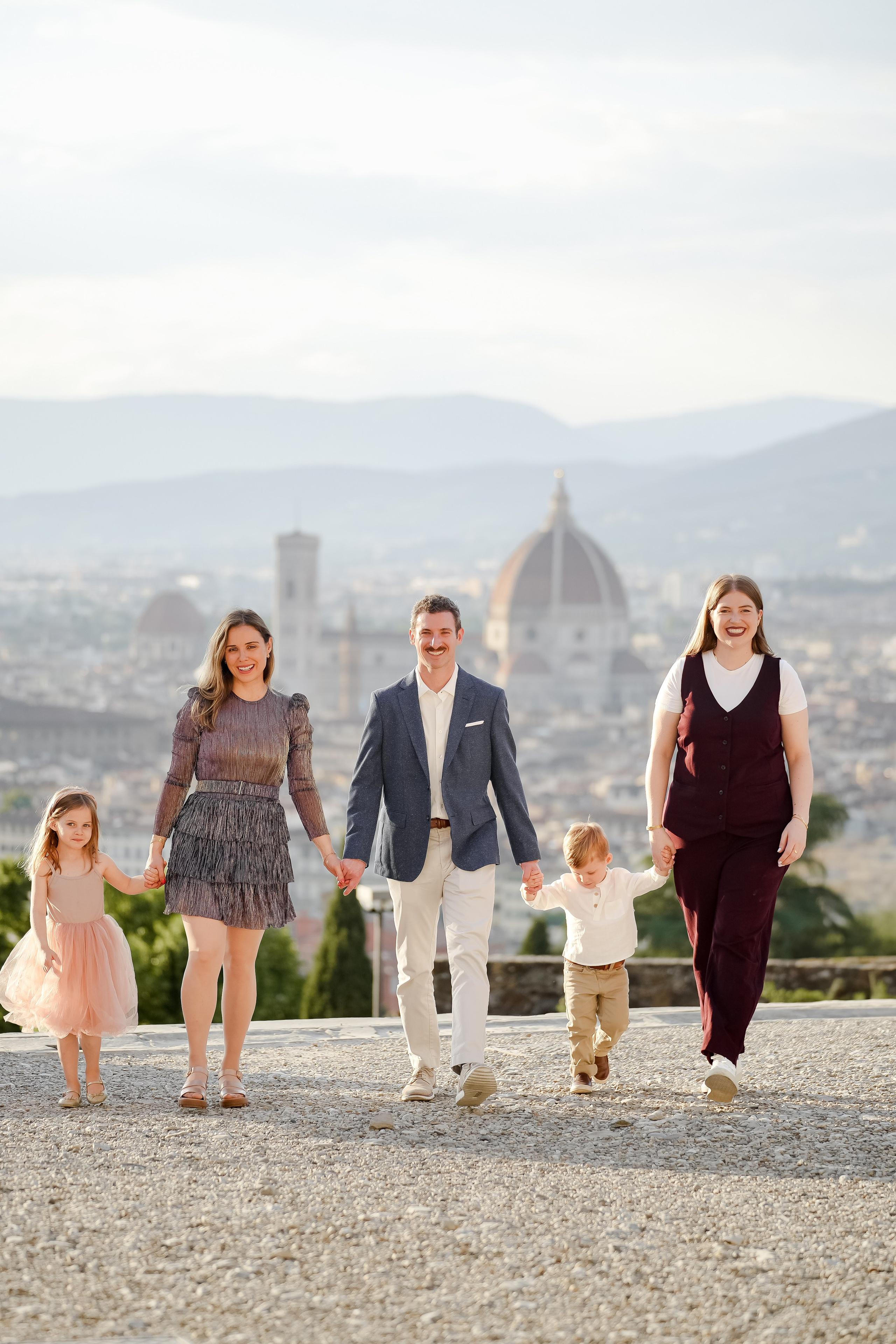 Jessica & Family. Wedding Photographer in Italy