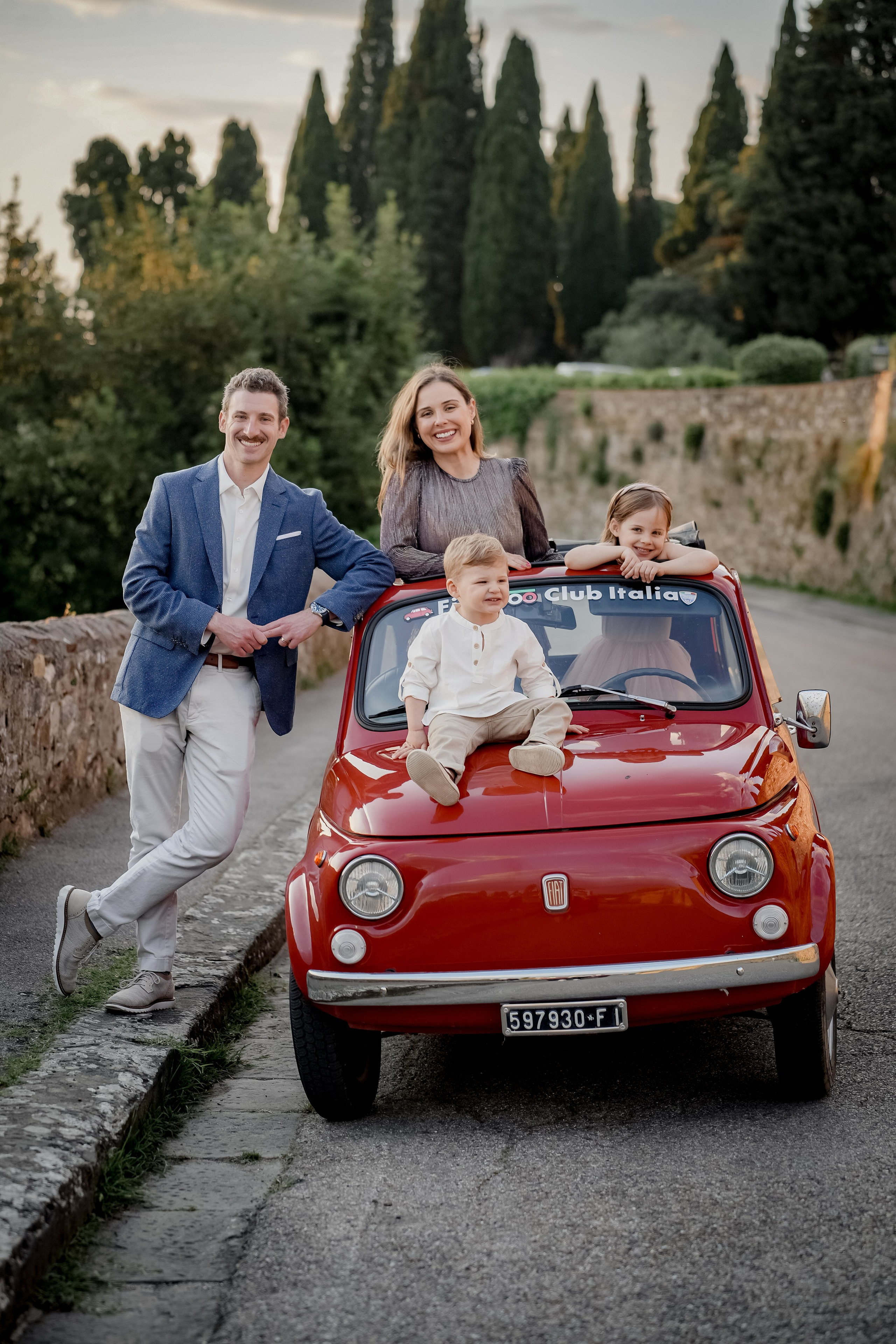 Jessica & Family. Wedding Photographer in Italy