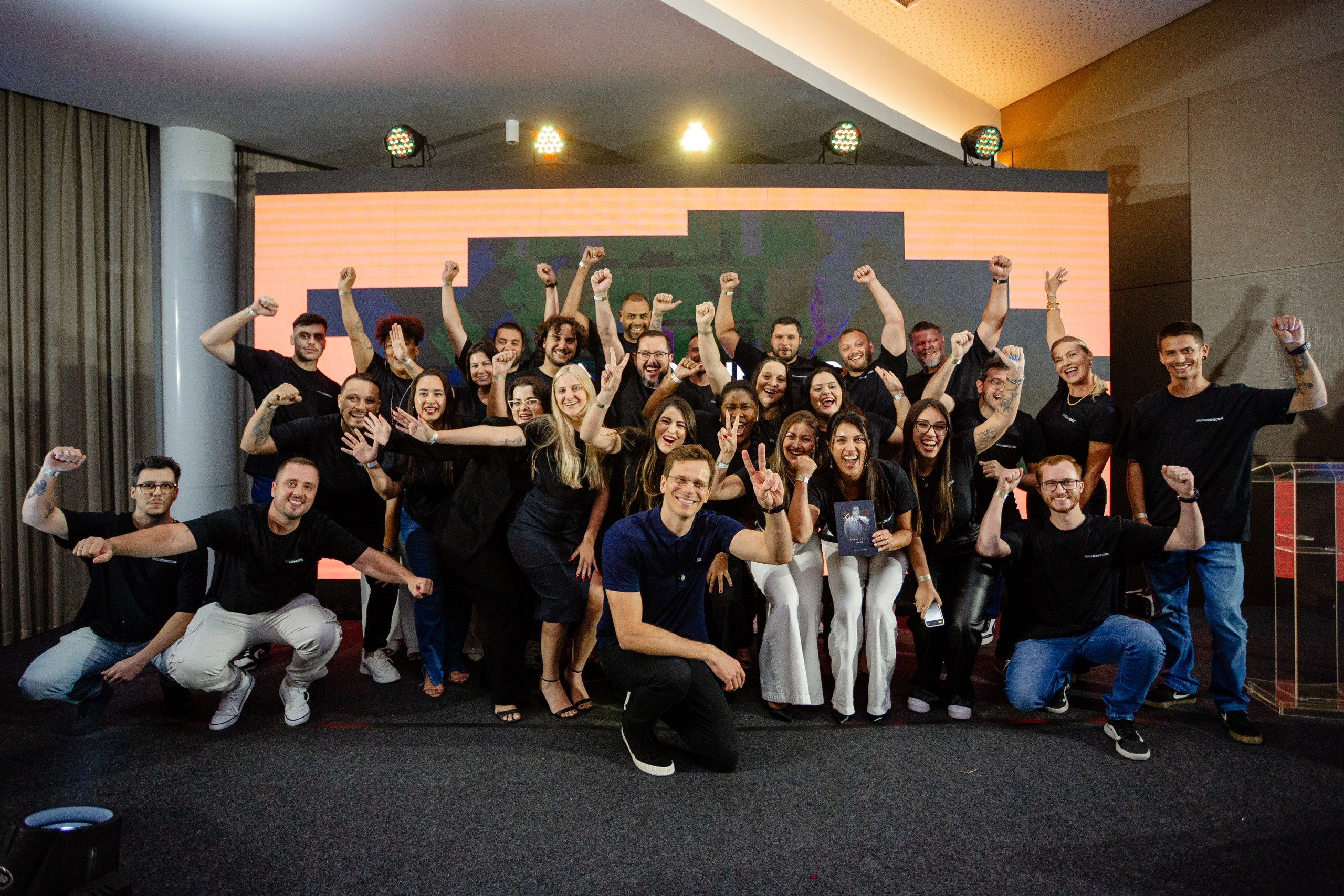 Evento corporativo Triveni Day com César Cielo em Itajaí