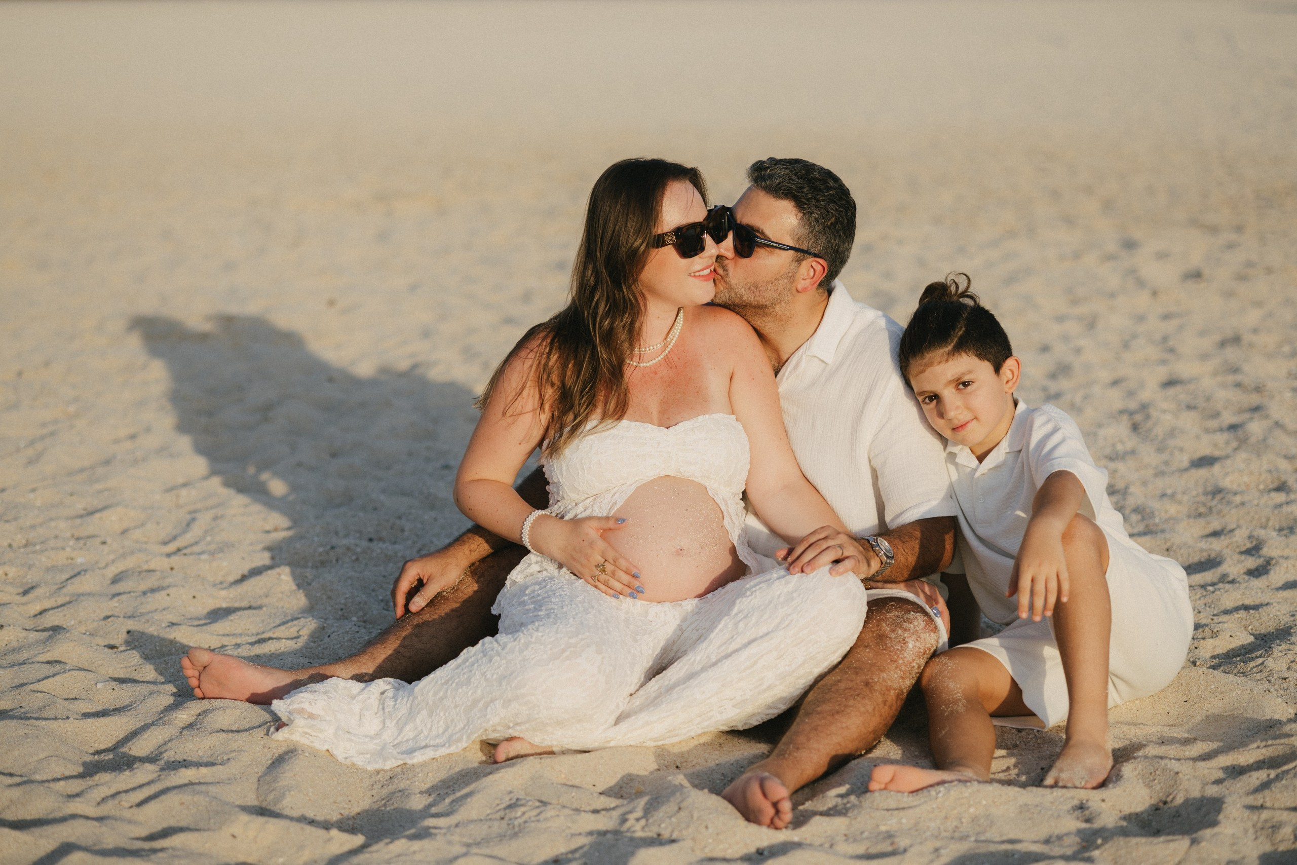 Isabelle. Wedding, Maternity & Family Photographer in Dubai, UAE & Worldwide