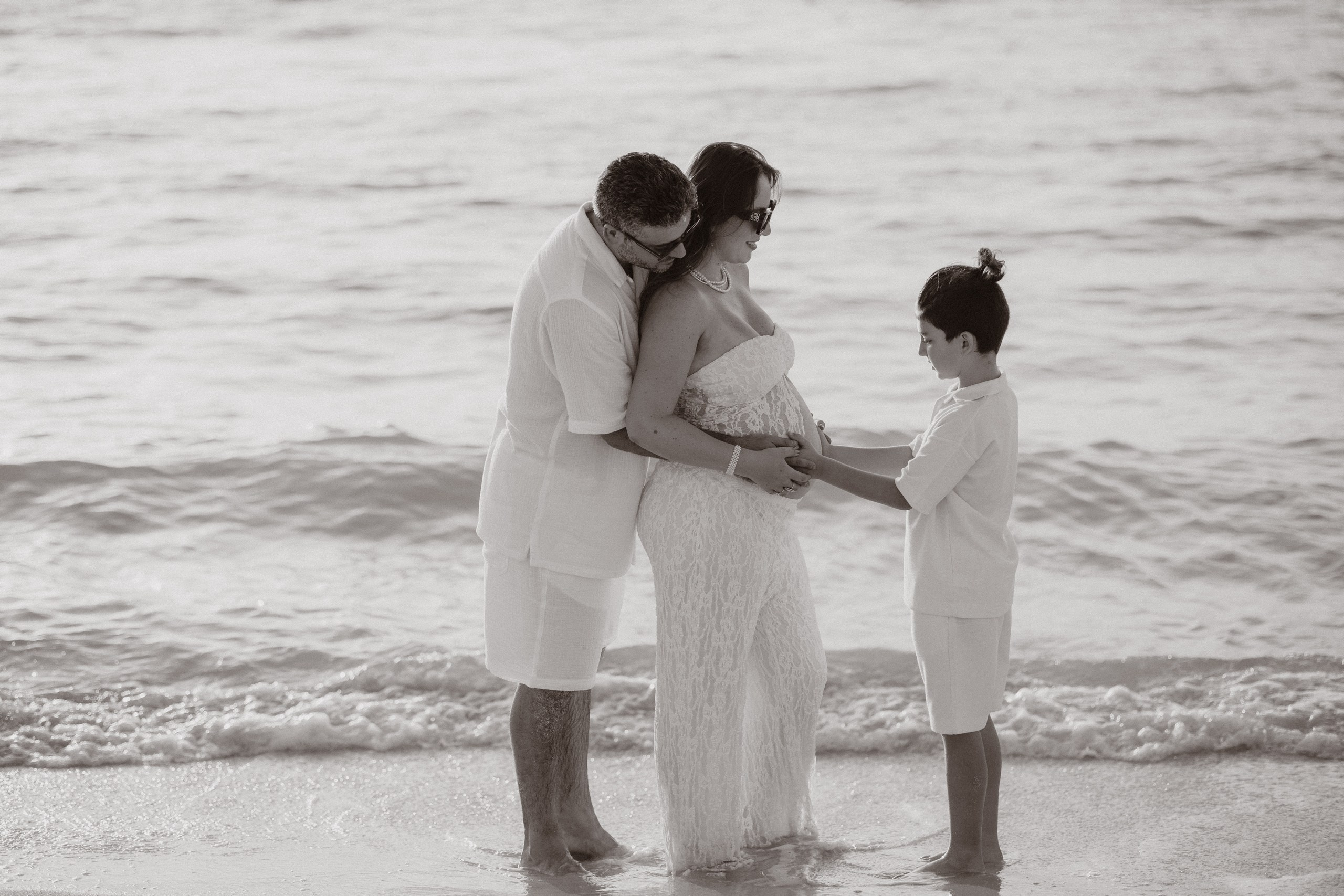 Isabelle. Wedding, Maternity & Family Photographer in Dubai, UAE & Worldwide
