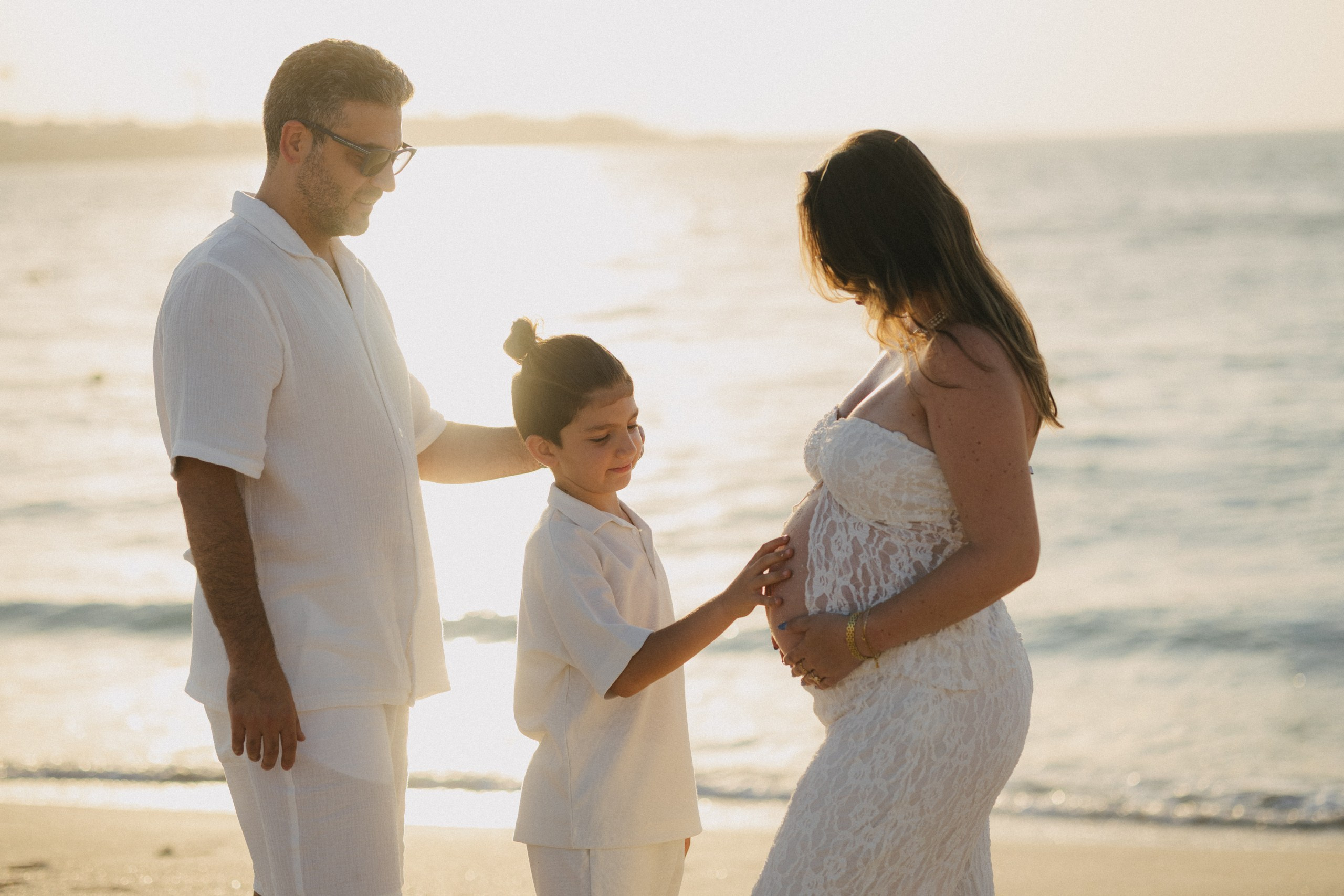 Isabelle. Wedding, Maternity & Family Photographer in Dubai, UAE & Worldwide