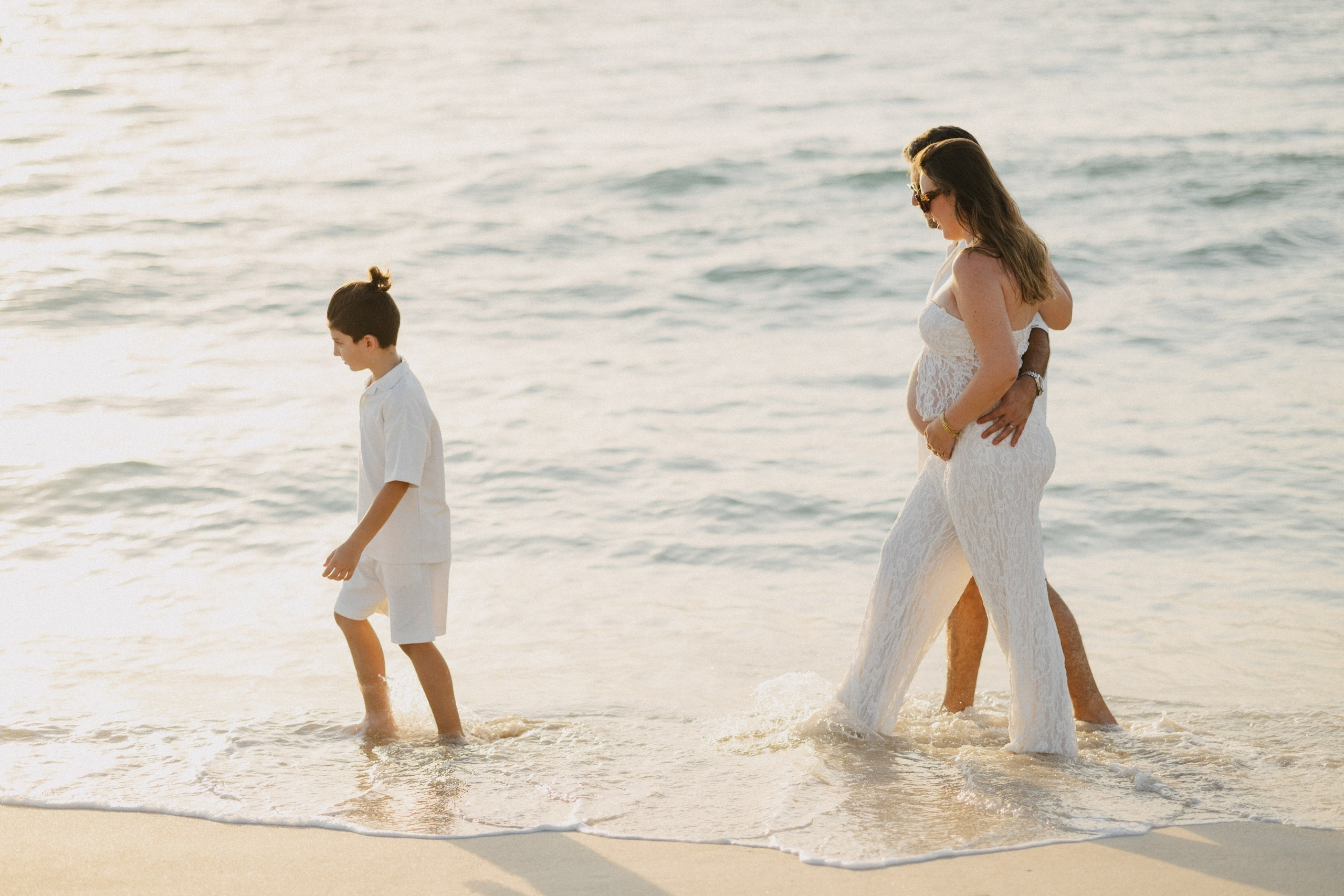 Isabelle. Wedding, Maternity & Family Photographer in Dubai, UAE & Worldwide