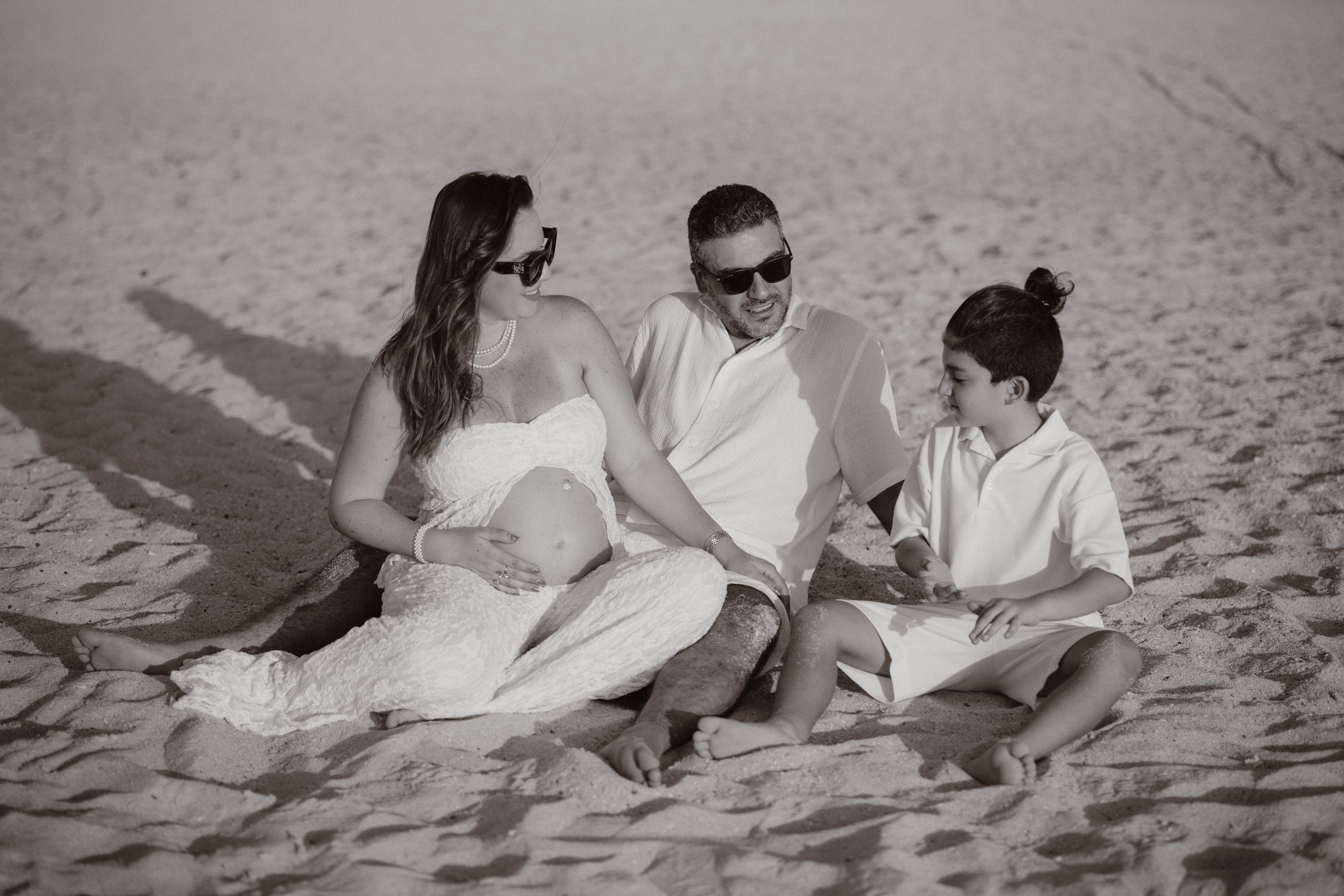 Isabelle. Wedding, Maternity & Family Photographer in Dubai, UAE & Worldwide