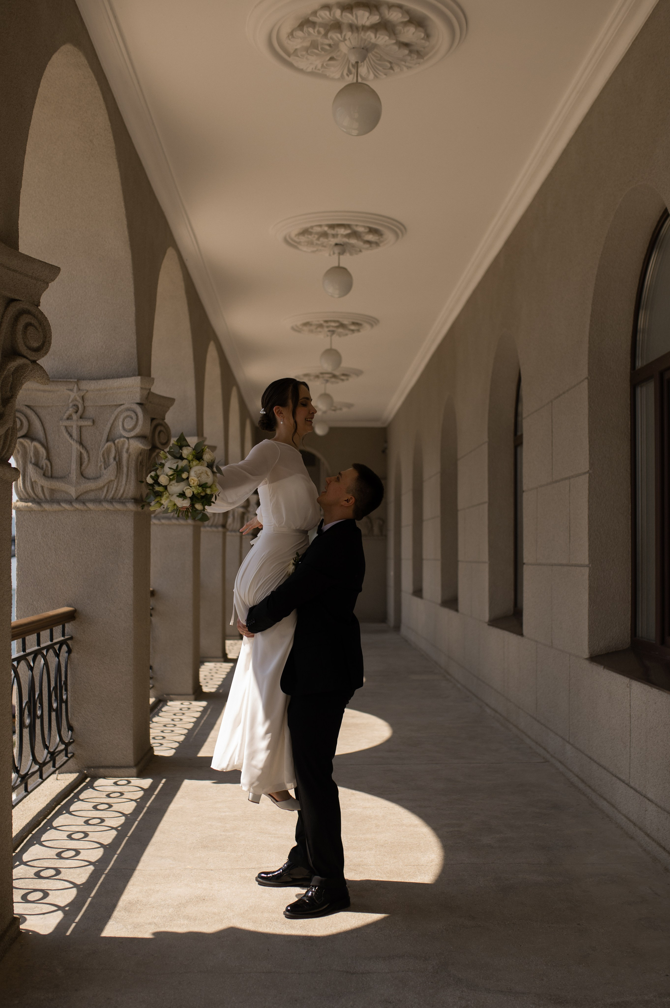 Smile. Wedding and commercial photographer