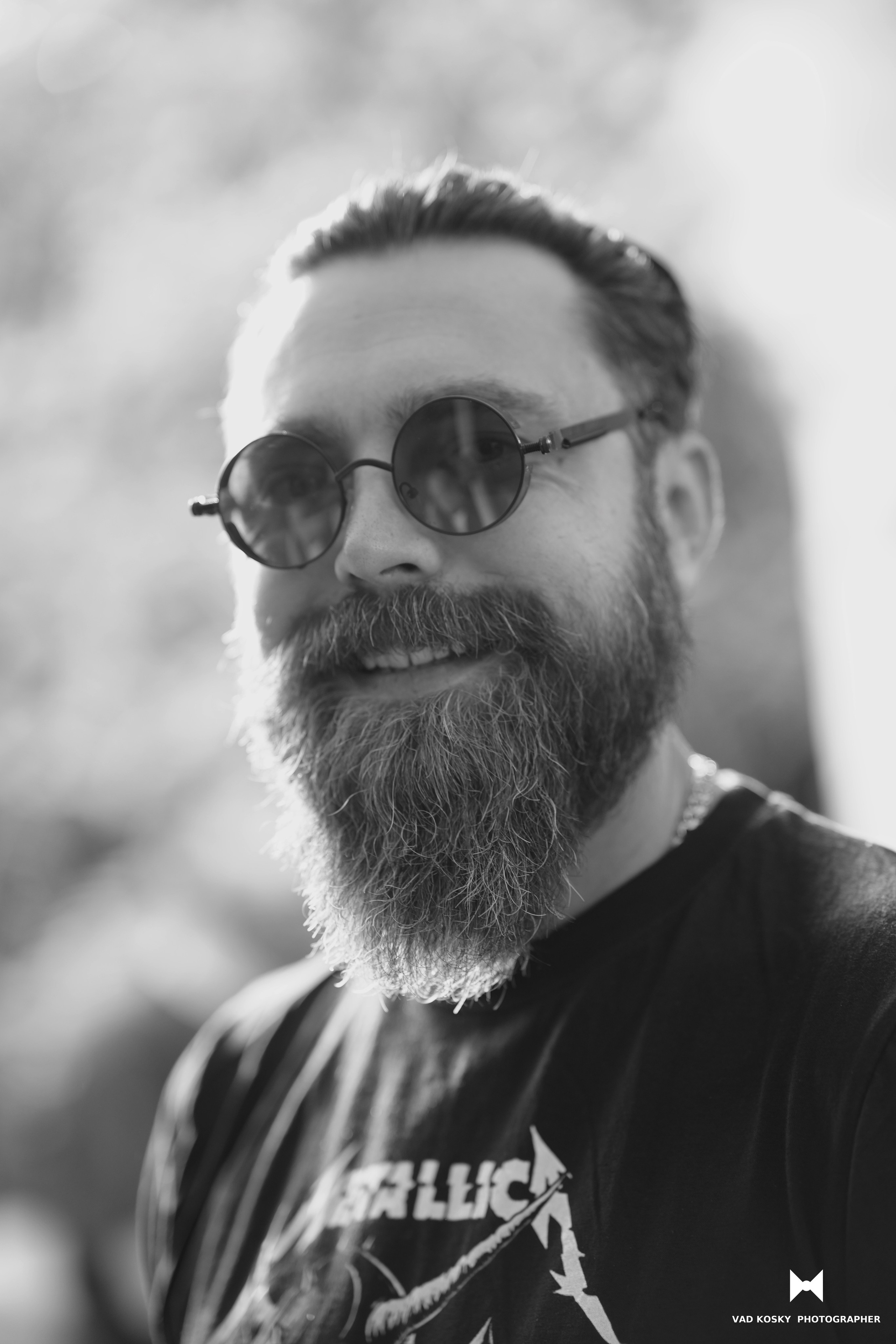 Concerts aren’t just about the music — they’re about people. Vad Kosky Photographer