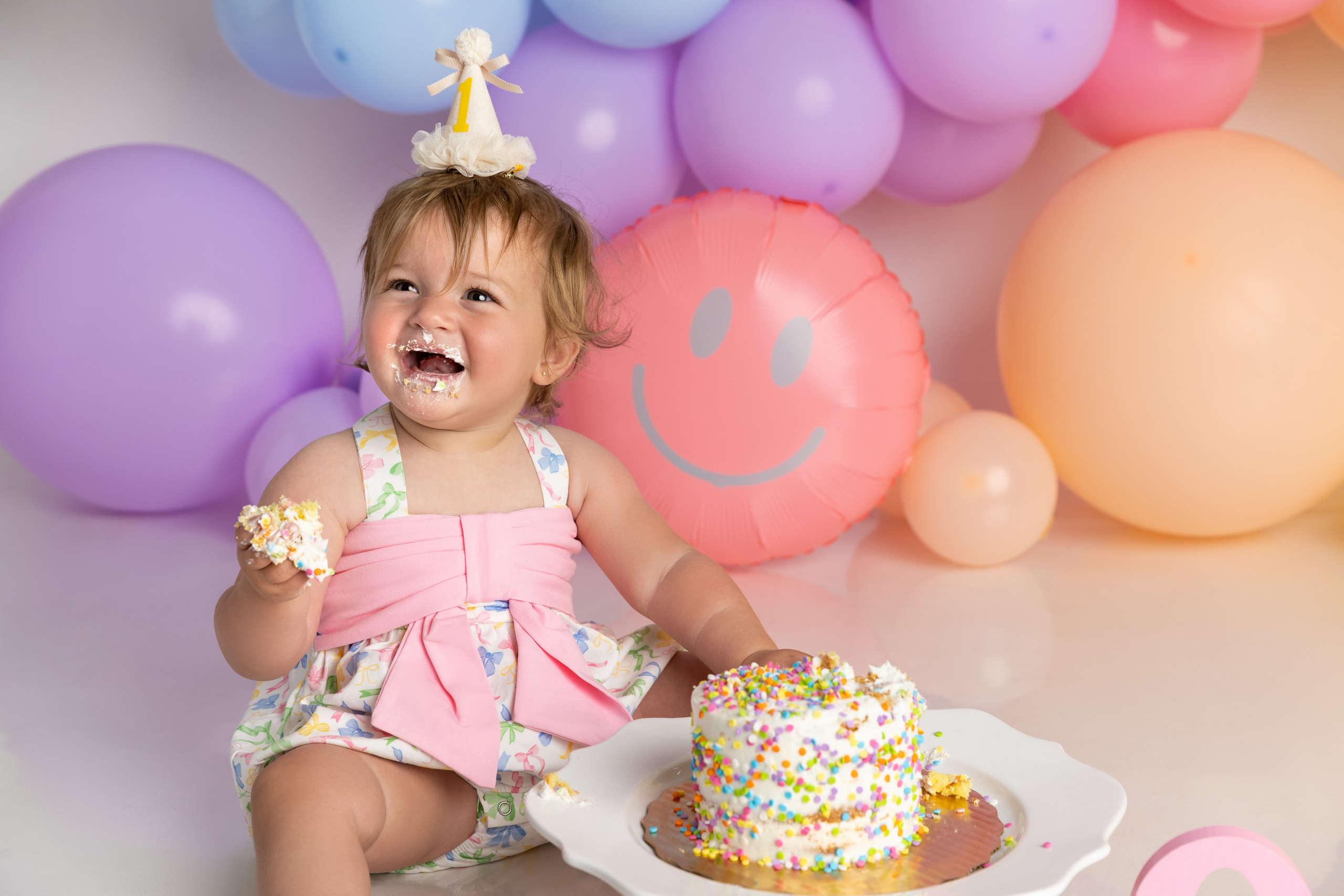 Smash cake photo session in Miami. Miami Family and Event Photographer