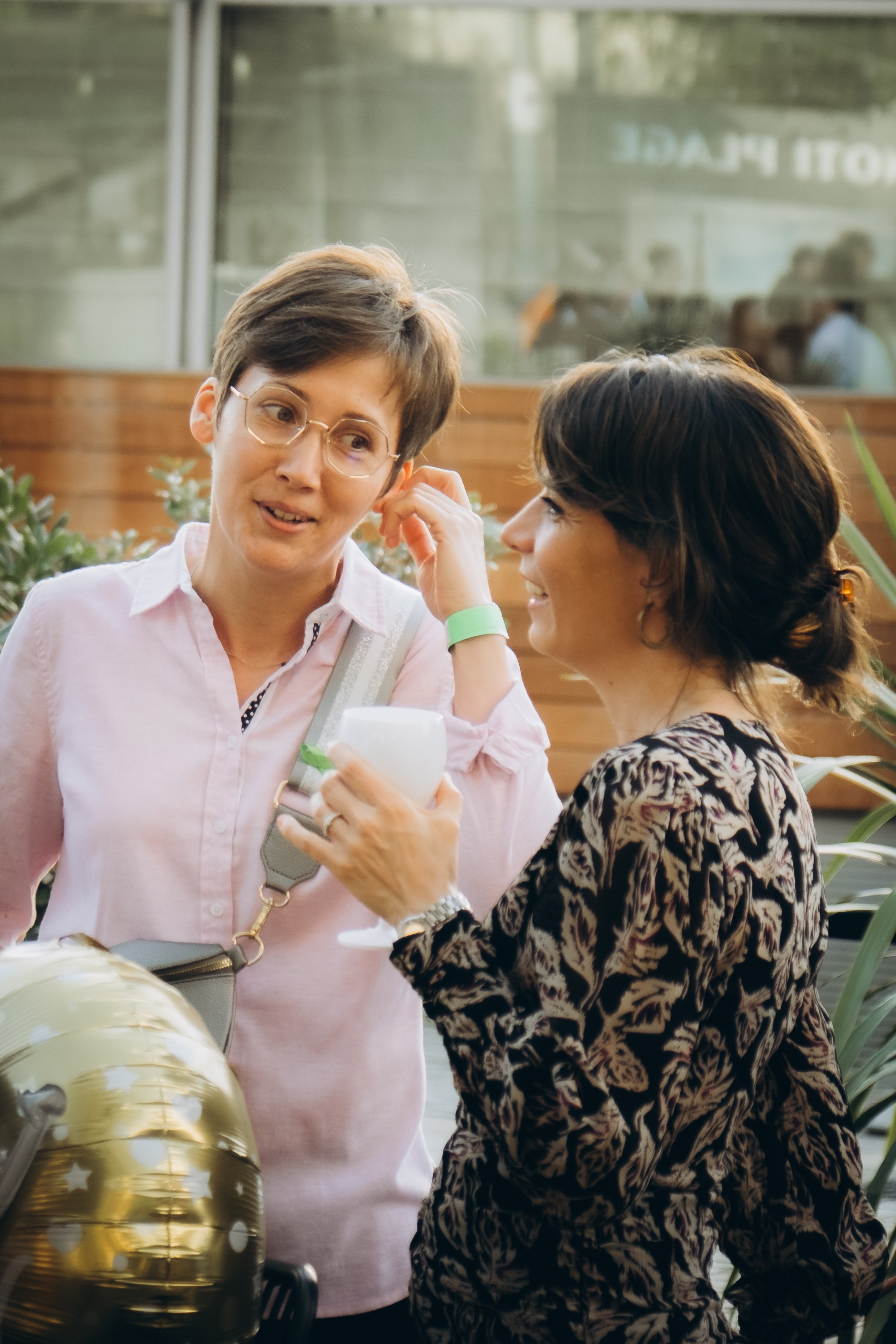 Marie’s Birthday with an Eiffel Tower view. Photographer in Paris Marina Chaput