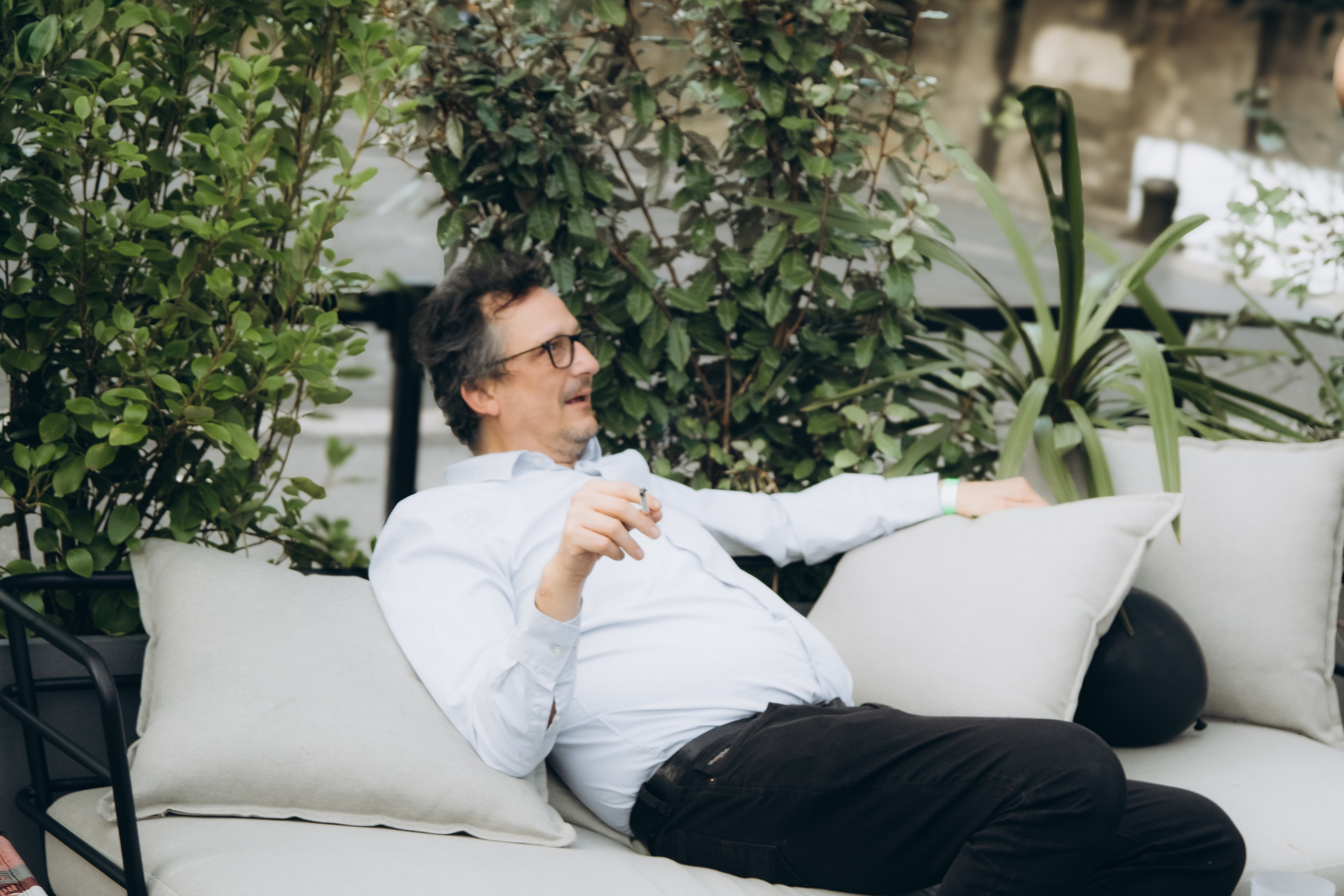 Marie’s Birthday with an Eiffel Tower view. Photographer in Paris Marina Chaput