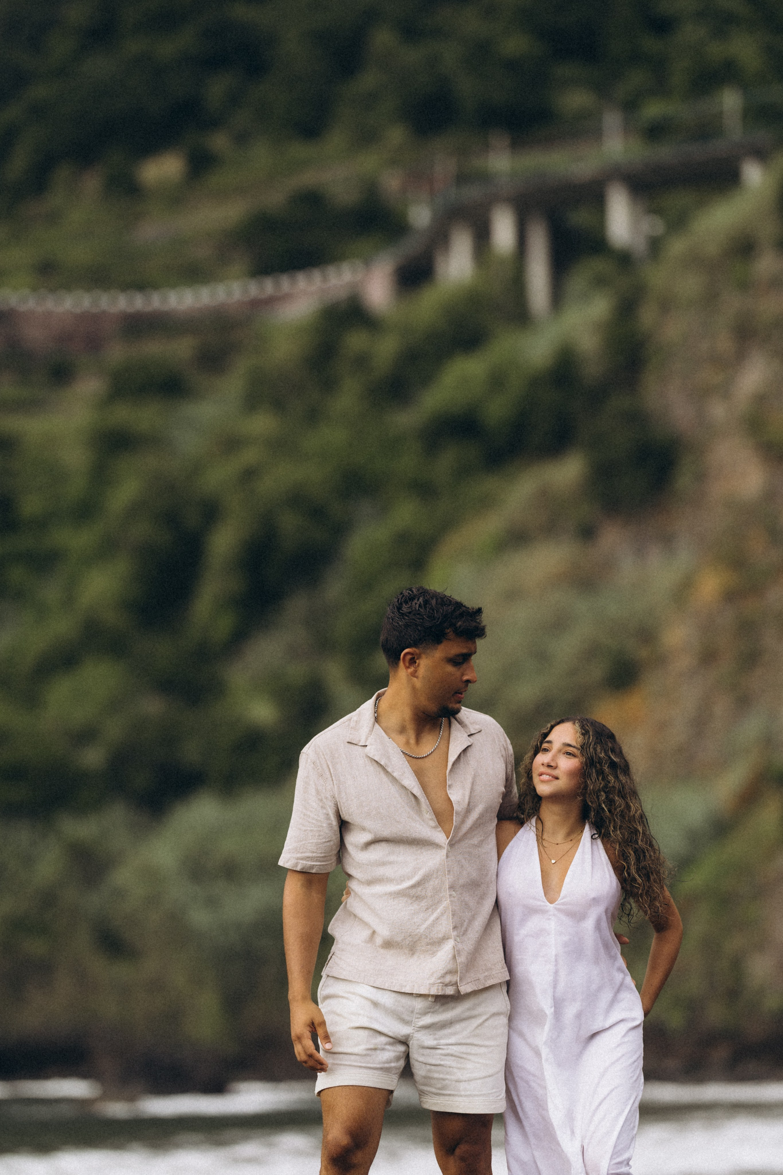 Rainy and Foggy Seixal Beach, Madeira. Fotógrafa na Madeira para casais, pedidos de casamento, elopements e casamentos íntimos | Tatiana