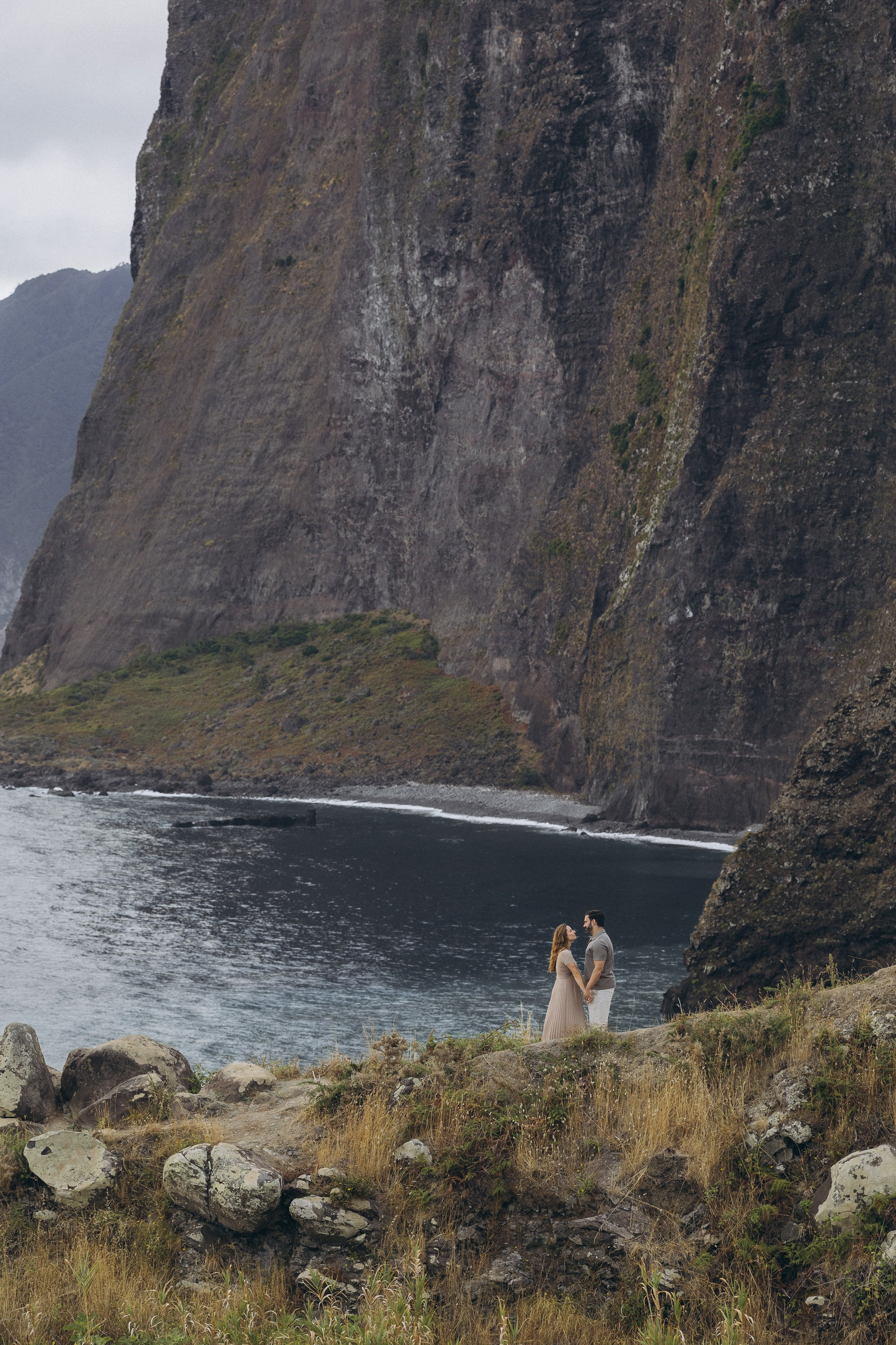 Sunrise Maternity Photoshoot at Miradouro do Guindaste, Madeira | Maternity Photographer