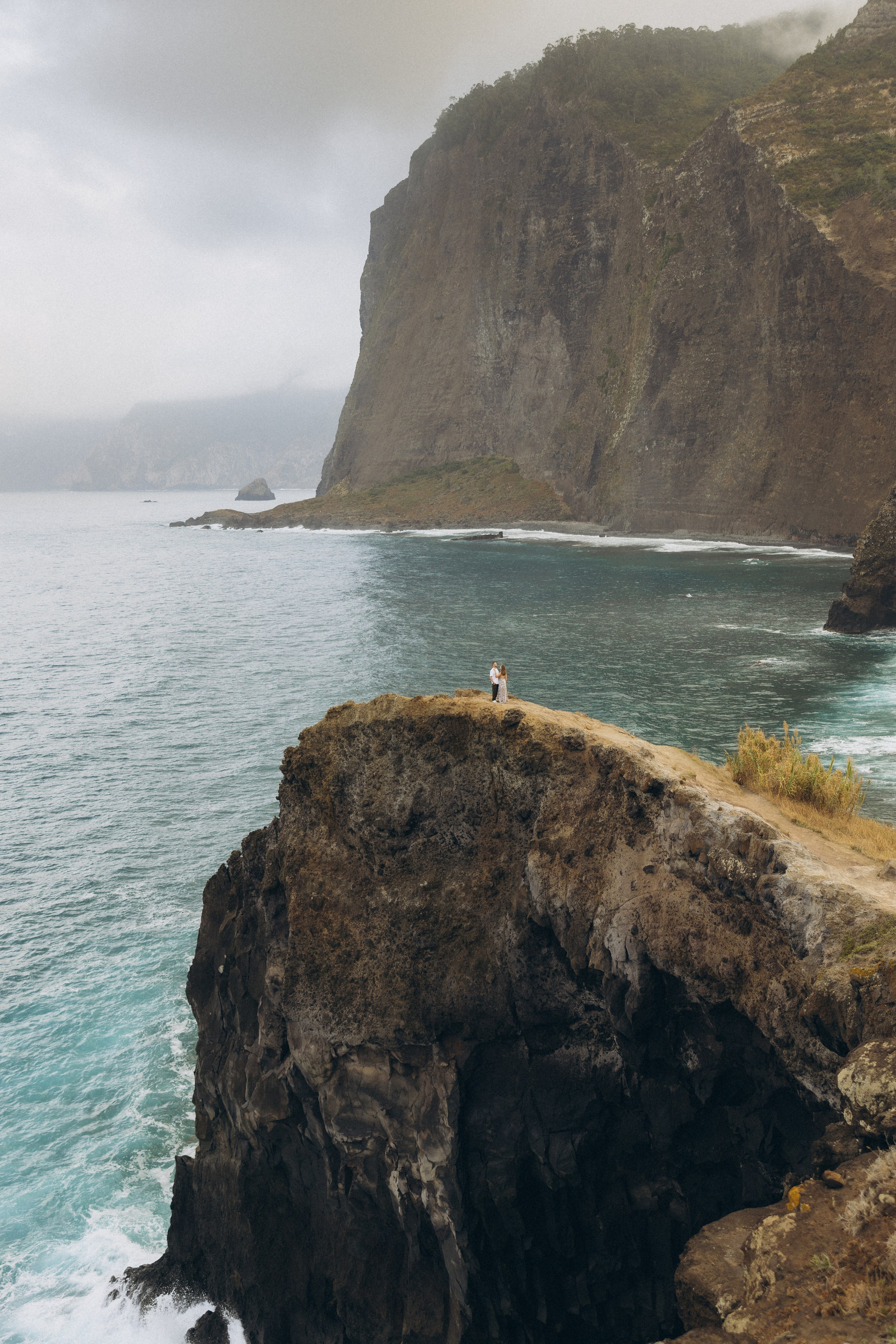 Secret Proposal at Miradouro do Guindaste, Madeira | Proposal Photographer