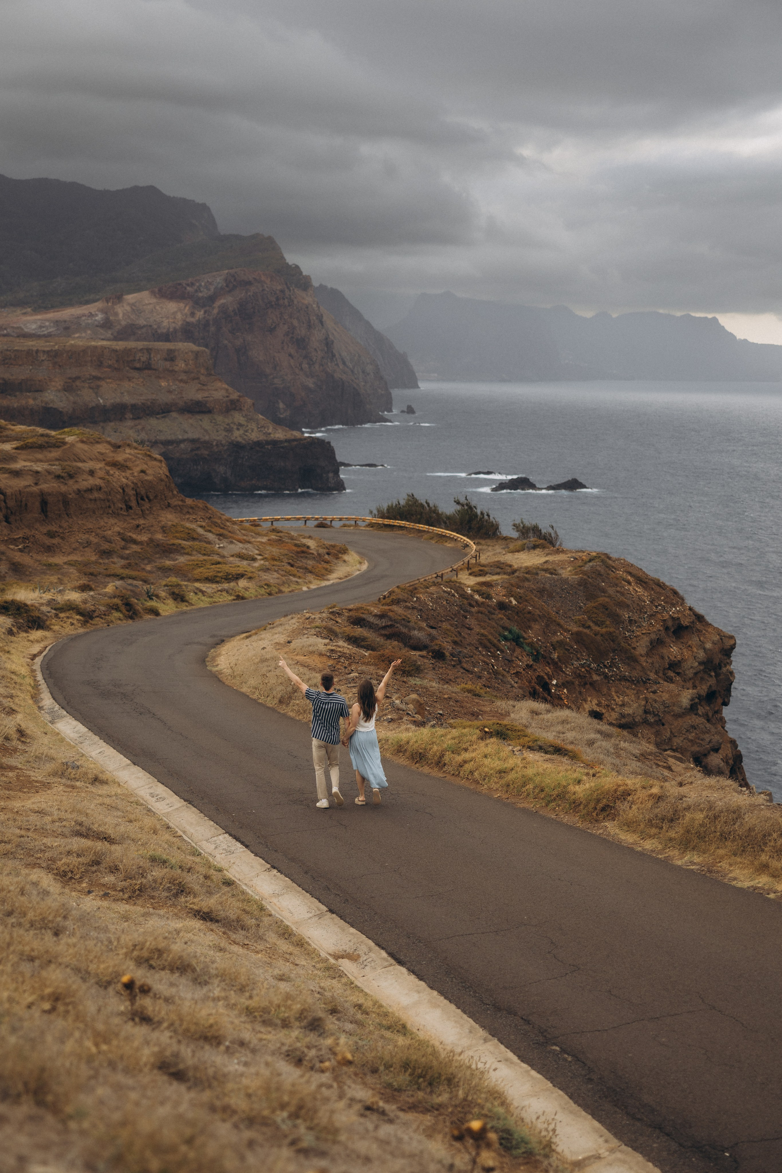 Ouple Photoshoot at Ponta do Rosto, Caniçal, Madeira | Madeira Photographer