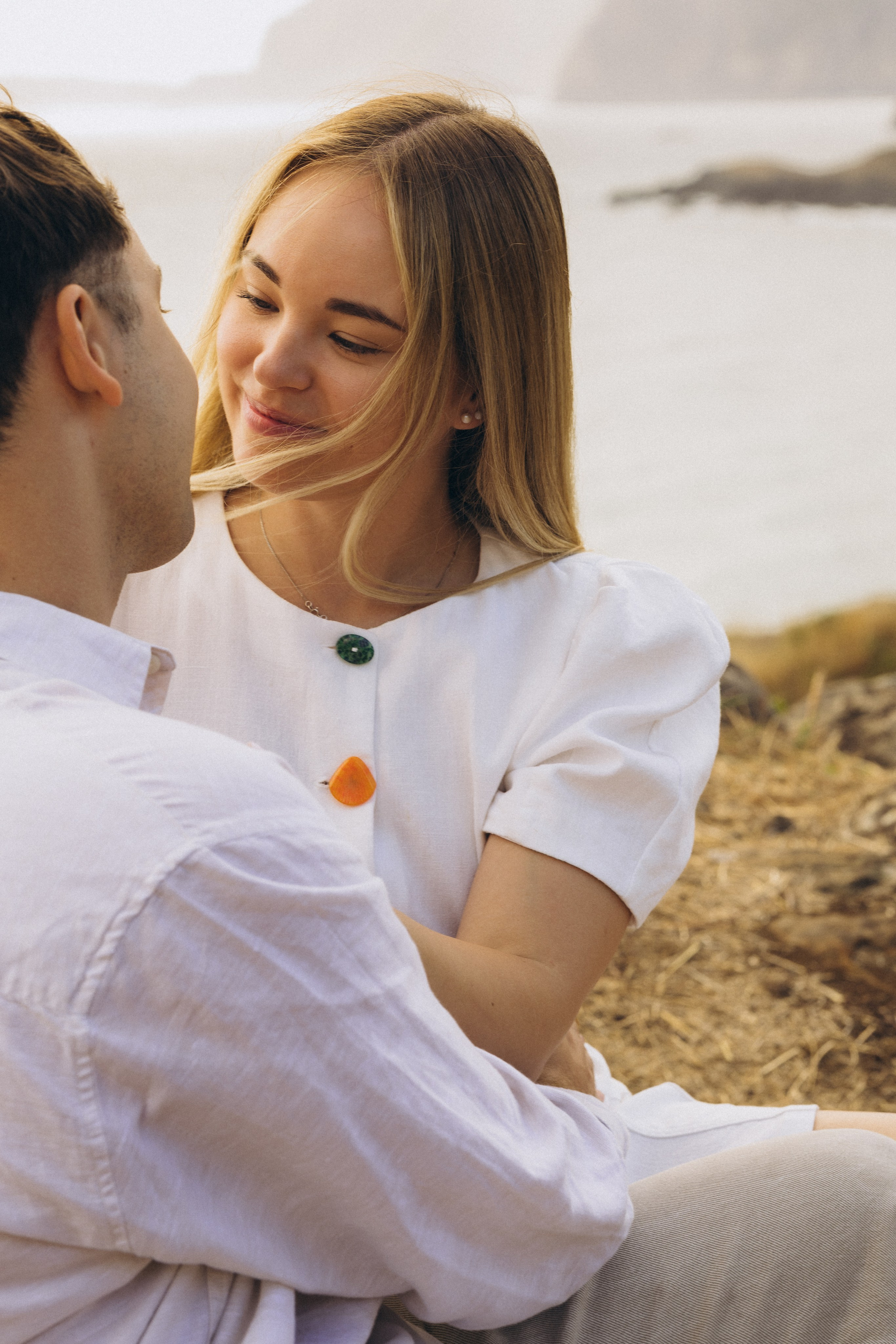 Couple Photoshoot at Miradouro do Guindaste, Madeira | Romantic Photography