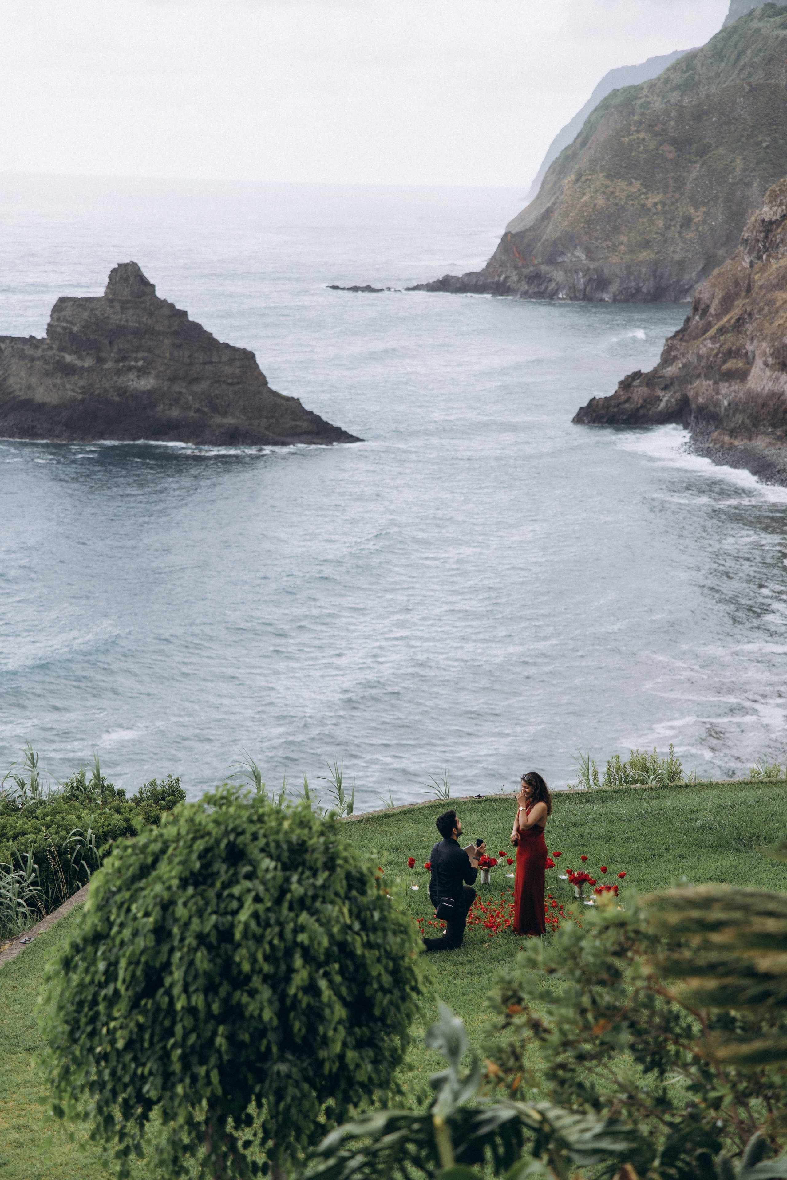 Secret Proposal at São Cristóvão, Madeira | Surprise Engagement Photographer. Fotógrafa na Madeira para casais, pedidos de casamento, elopements e casamentos íntimos | Tatiana
