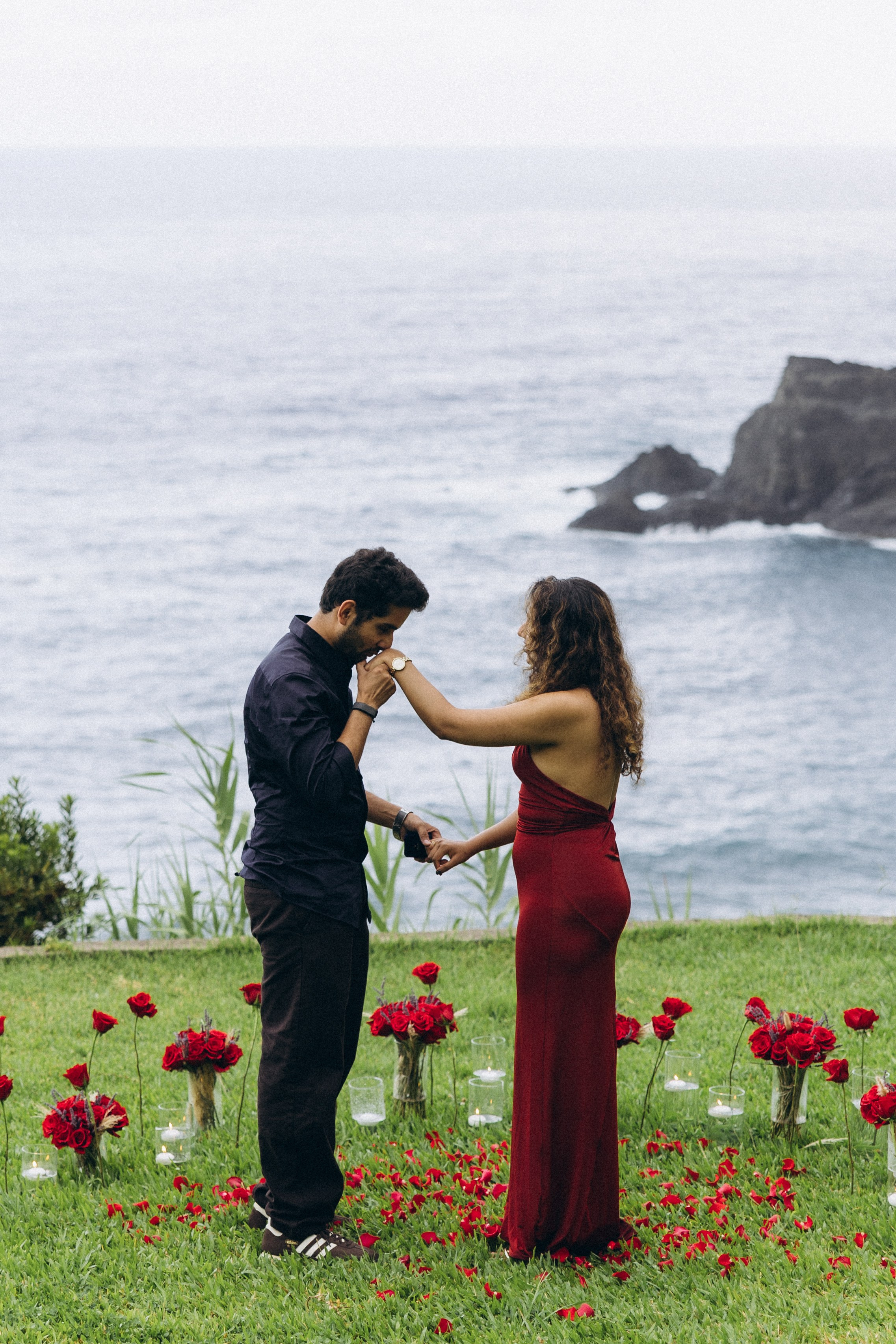 Secret Proposal at São Cristóvão, Madeira | Surprise Engagement Photographer. Fotógrafa na Madeira para casais, pedidos de casamento, elopements e casamentos íntimos | Tatiana