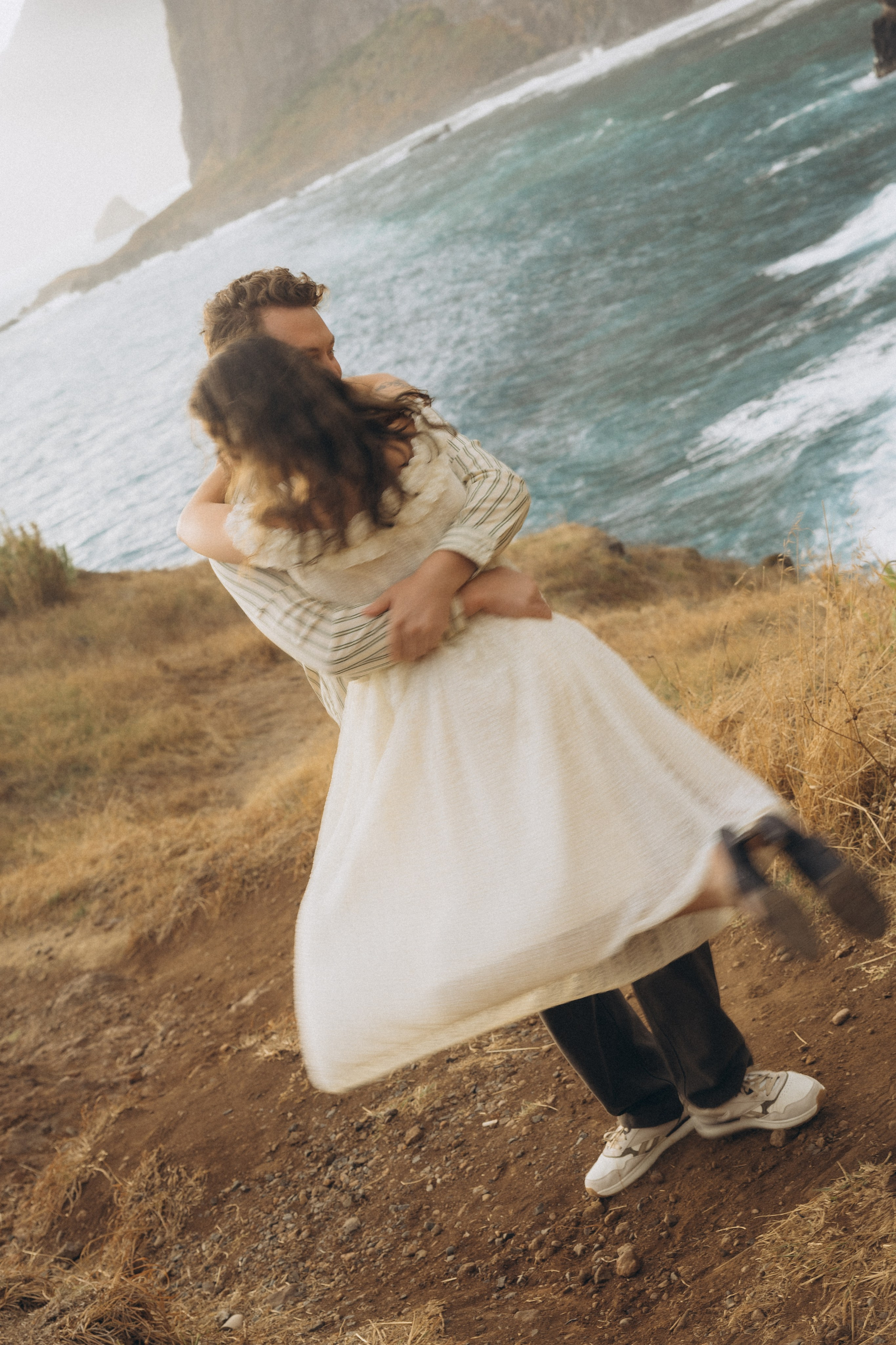 Engagement Photoshoot at Miradouro do Guindaste, Madeira | Sunrise Photography