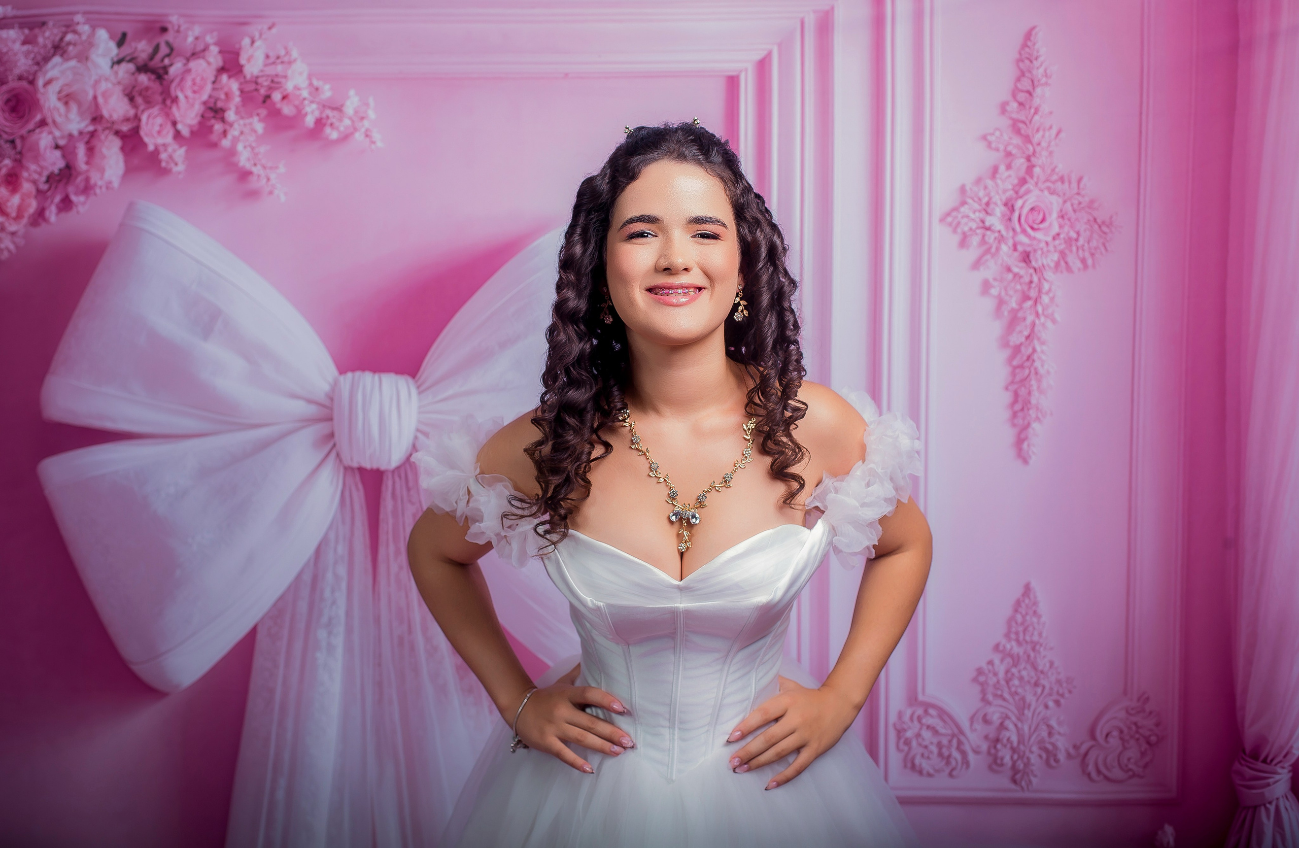 Ensaio studio Manu XV. Flavio Nunes Fotografia (Fotografo especializado em Fotografia de 15 Anos e Ensaios)