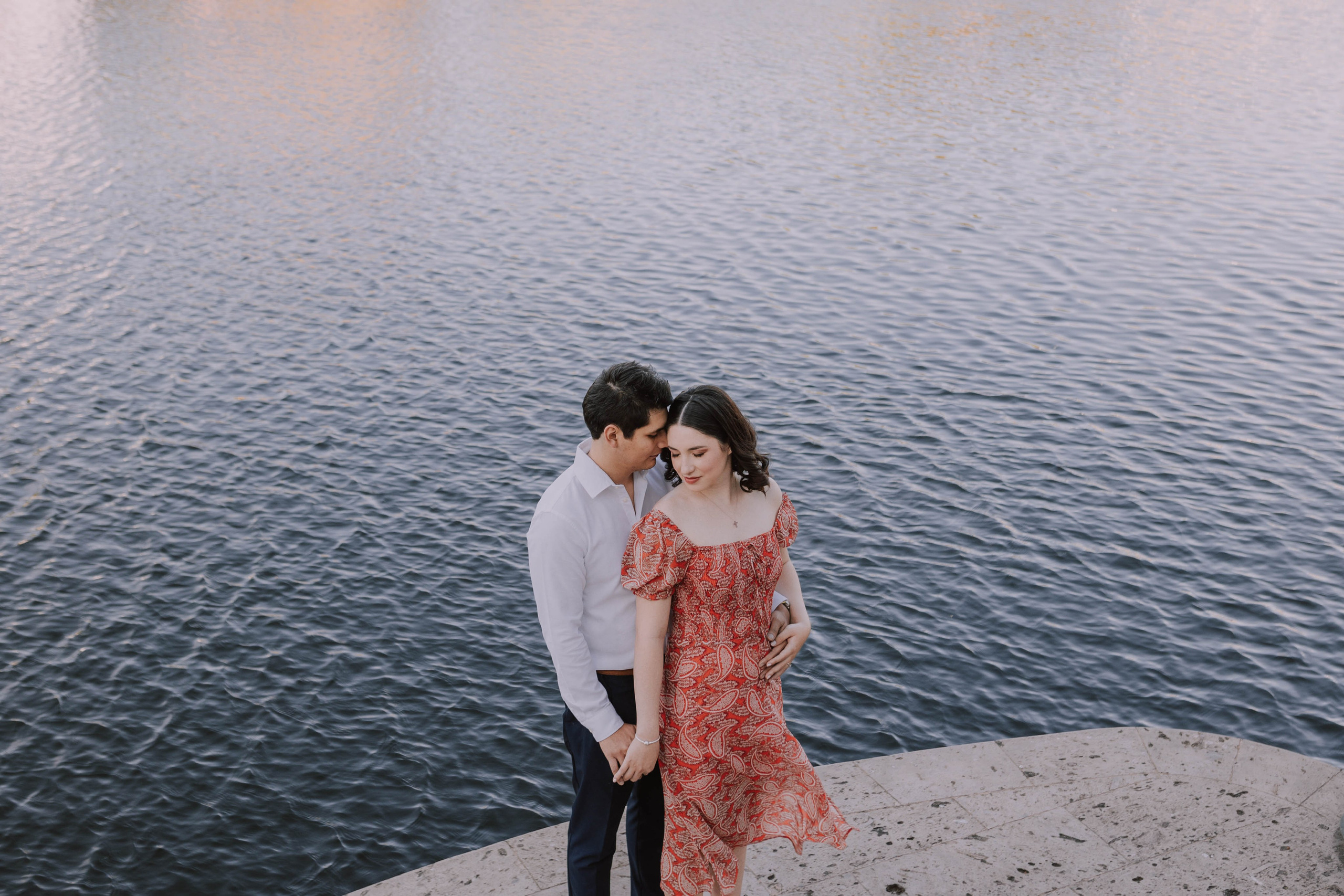 SAVE THE DATE / ENGAGEMENT. Wedding Photographer and Filmmaker in Guadalajara Mexico Abraham Linares