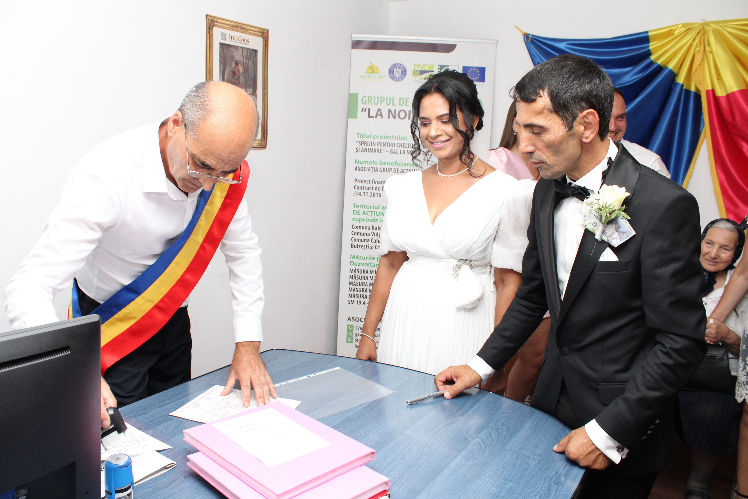 MINEL & MALINA. PETRU BYZO - family and children photographer in ROMANIA