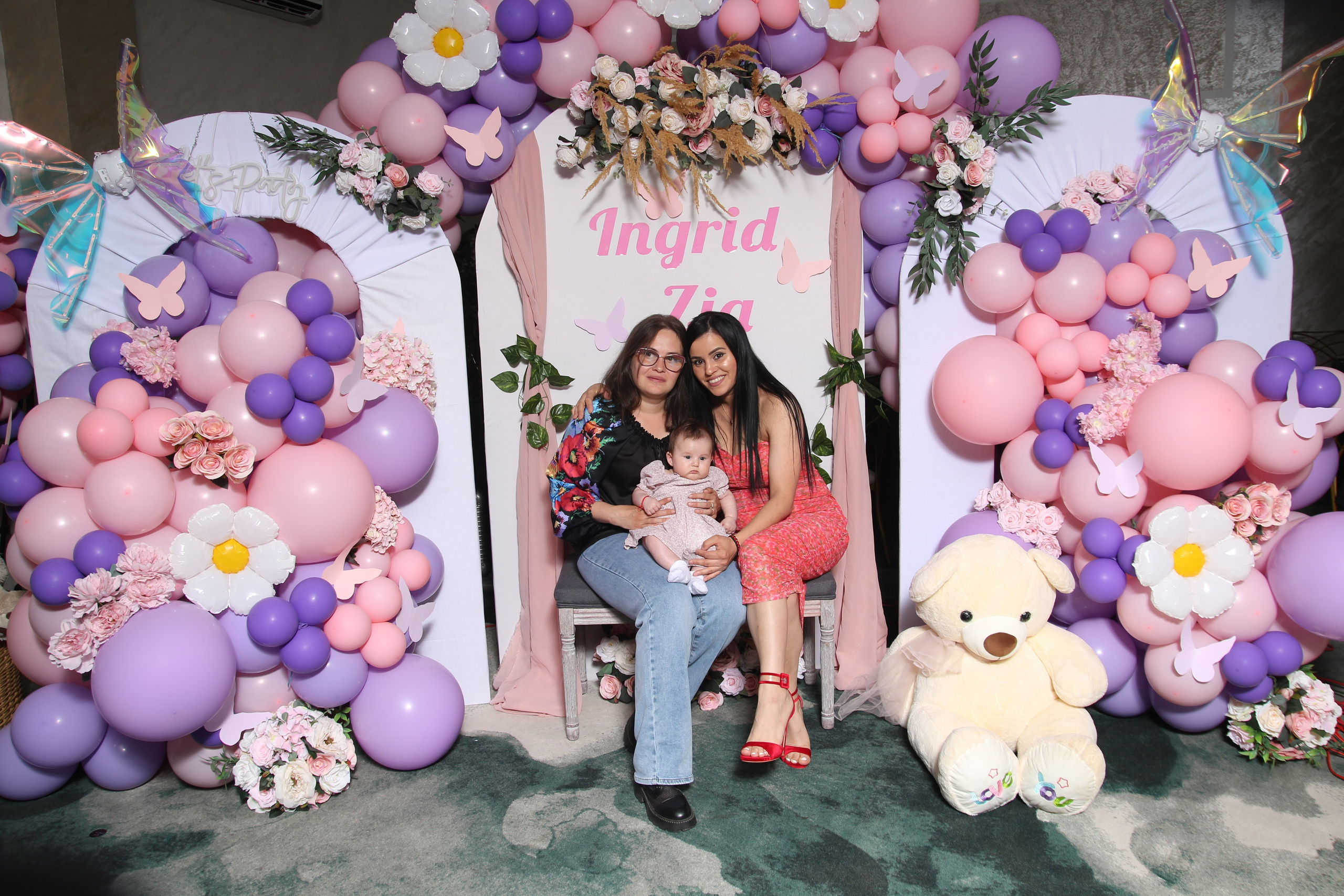 BYZO MEDIA. PETRU BYZO - family and children photographer in ROMANIA