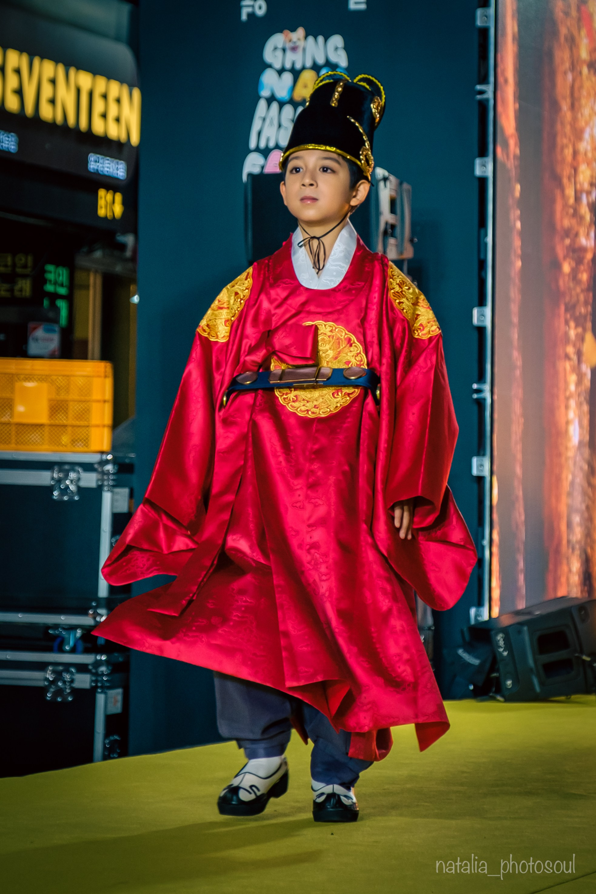 KOREAN TRADITIONAL COSTUME. Photographer in Seoul Dobrokvashina Natalya