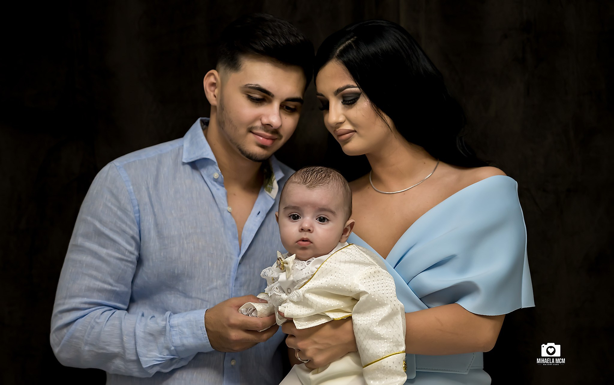 Fotograf botez Fetesti. MCM Happy Studio – Fotograf & Videograf Evenimente | Nuntă & Botez