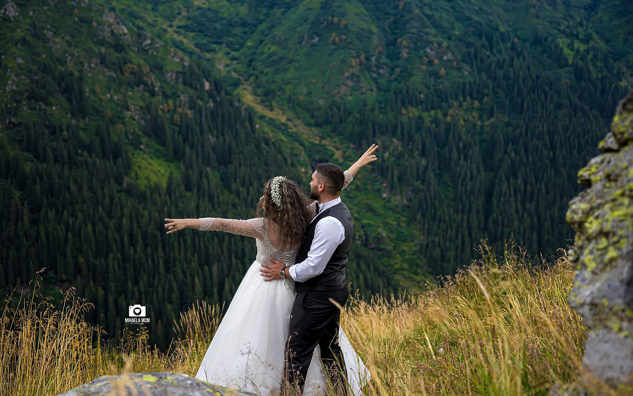 Fotograf nunta Bucuresti. MCM Happy Studio – Fotograf și Videograf Nuntă