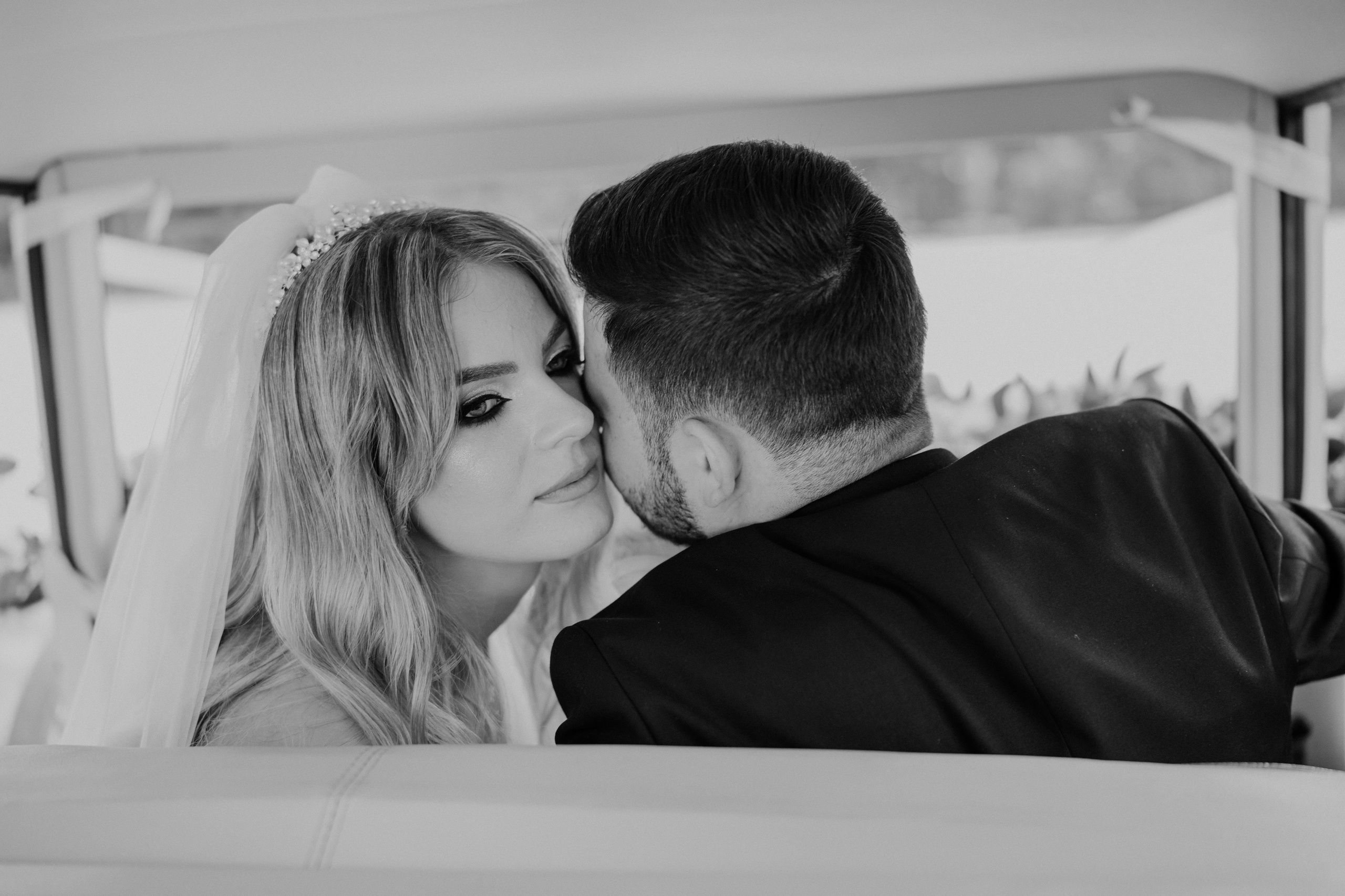 R & A. Fotograf Nunta Iasi - Hearts & Pictures