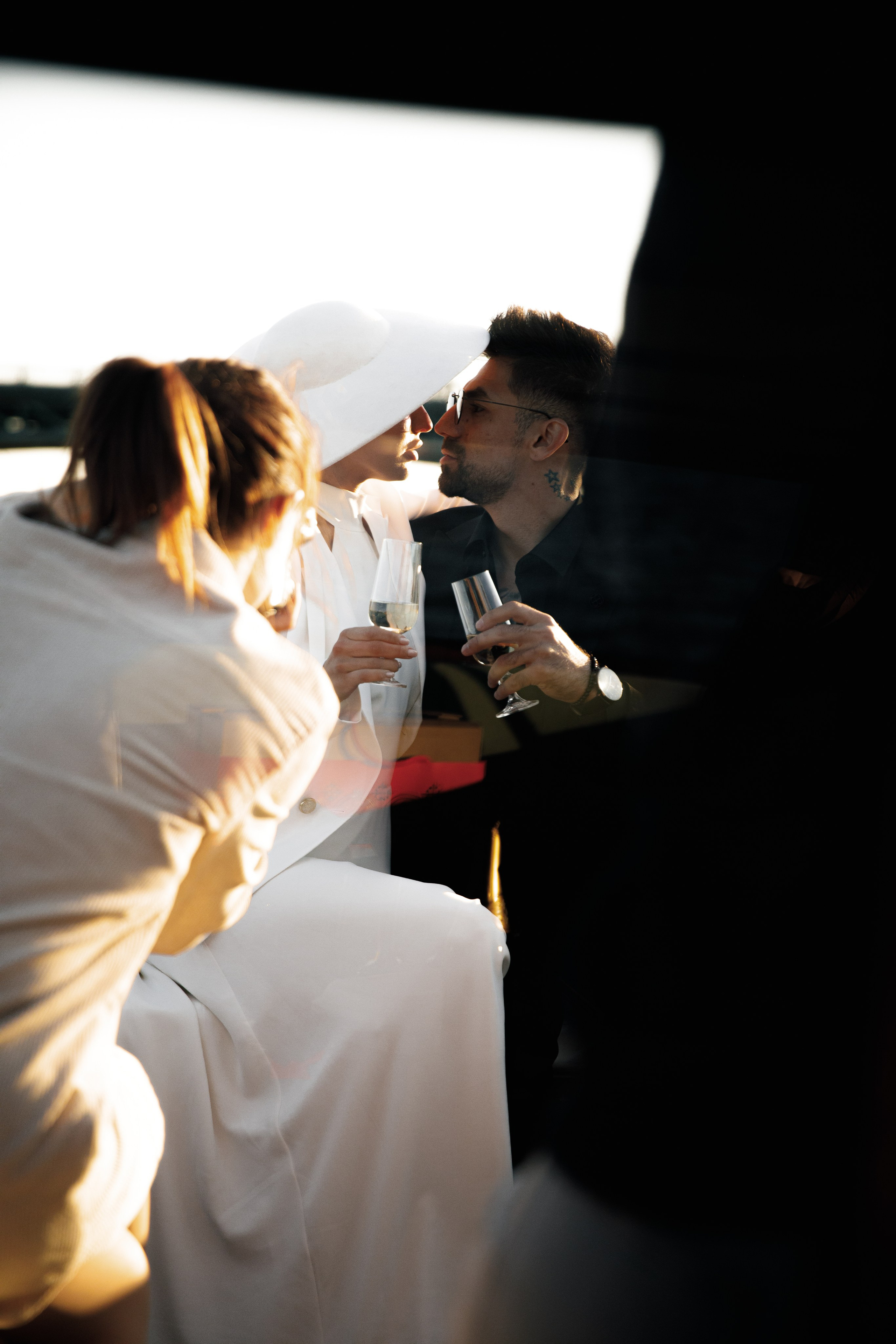 Dress Journal 1. WORLDWIDE PHOTOGRAPHER