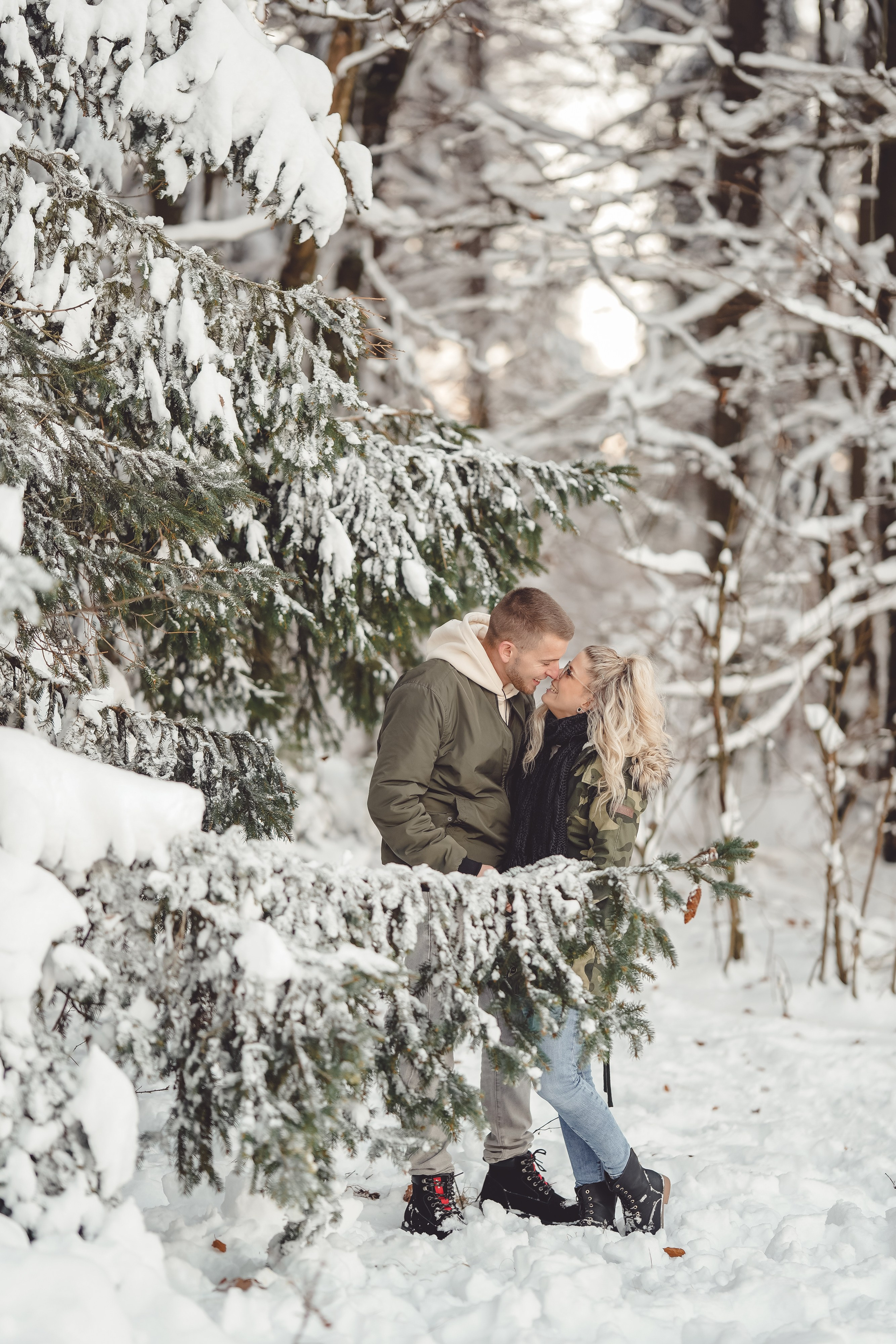Winter Lovestory. Portraitfotografie in Gründau Elena Ohnstedt