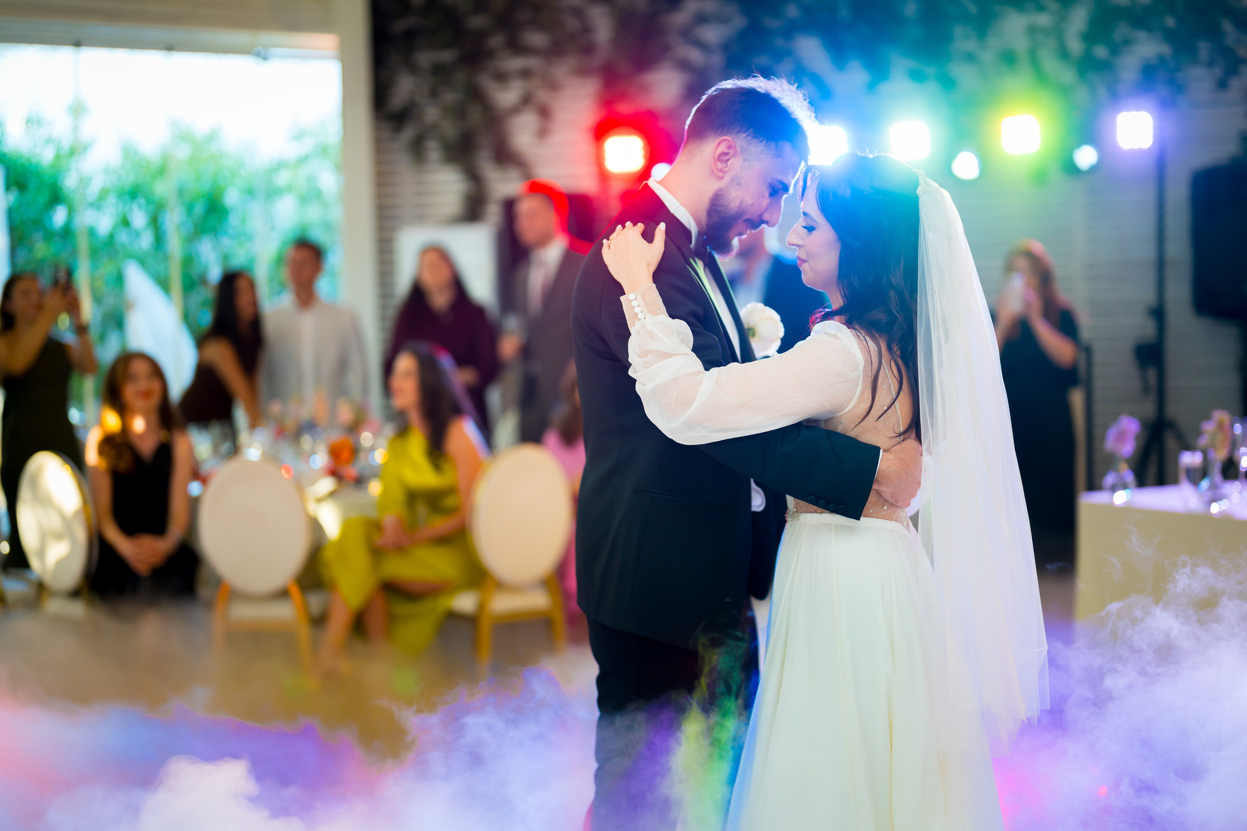 PARTY. Gabriel Florea — Fotograf nuntă București