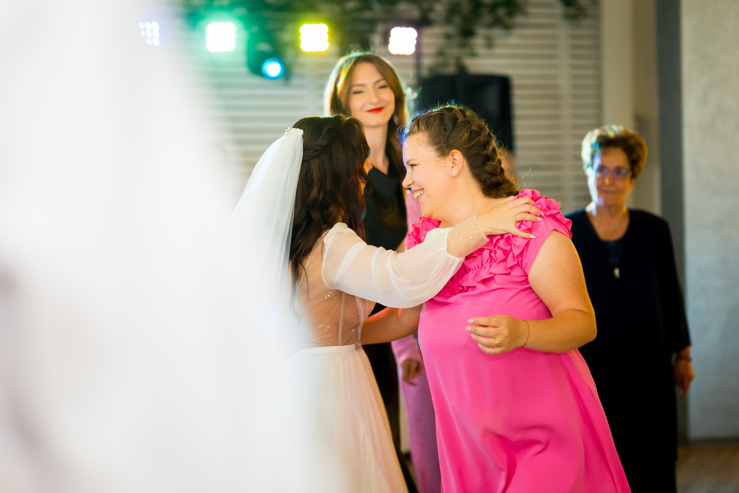 PARTY. Gabriel Florea — Fotograf nuntă București