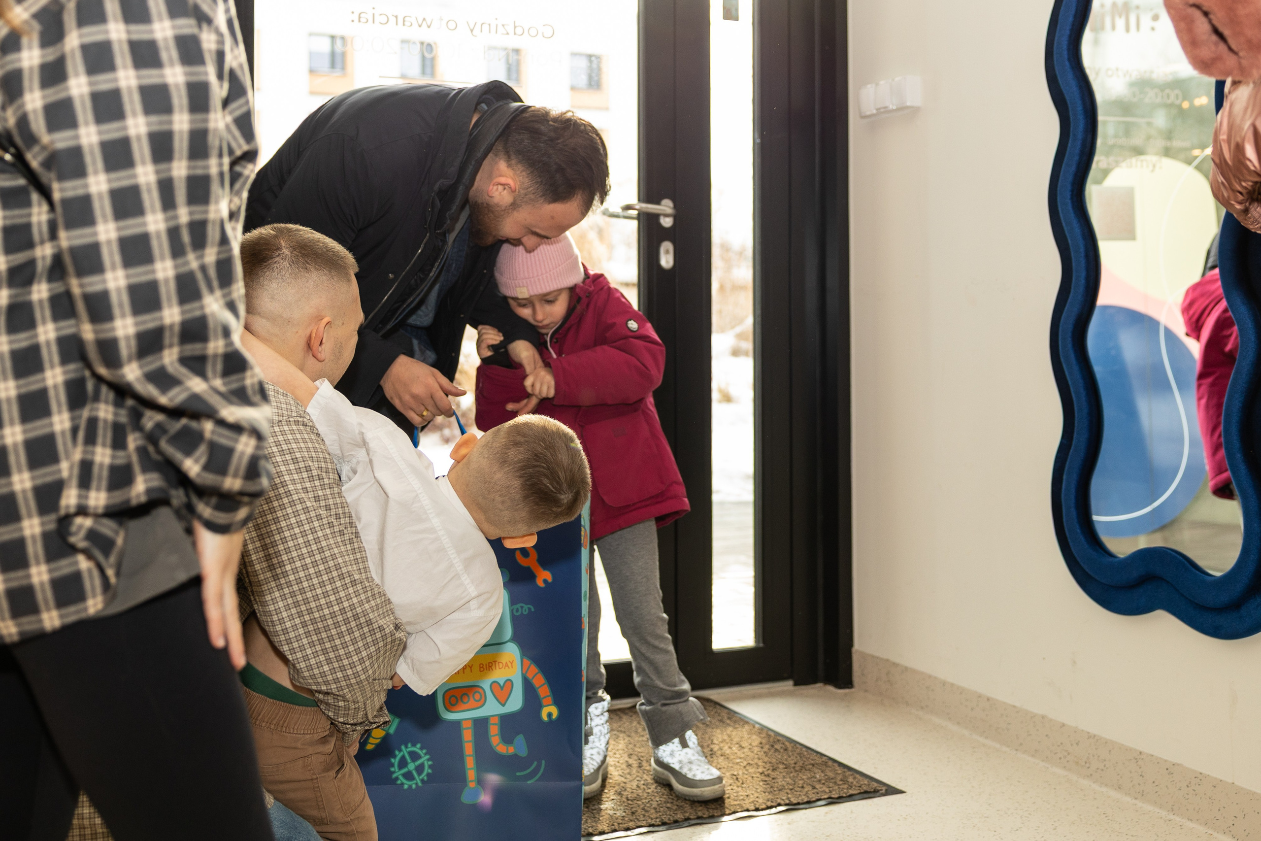 День рождения Артёма 24 января 2026 года. Семейный и детский фотограф в Варшаве Мила Бобровская