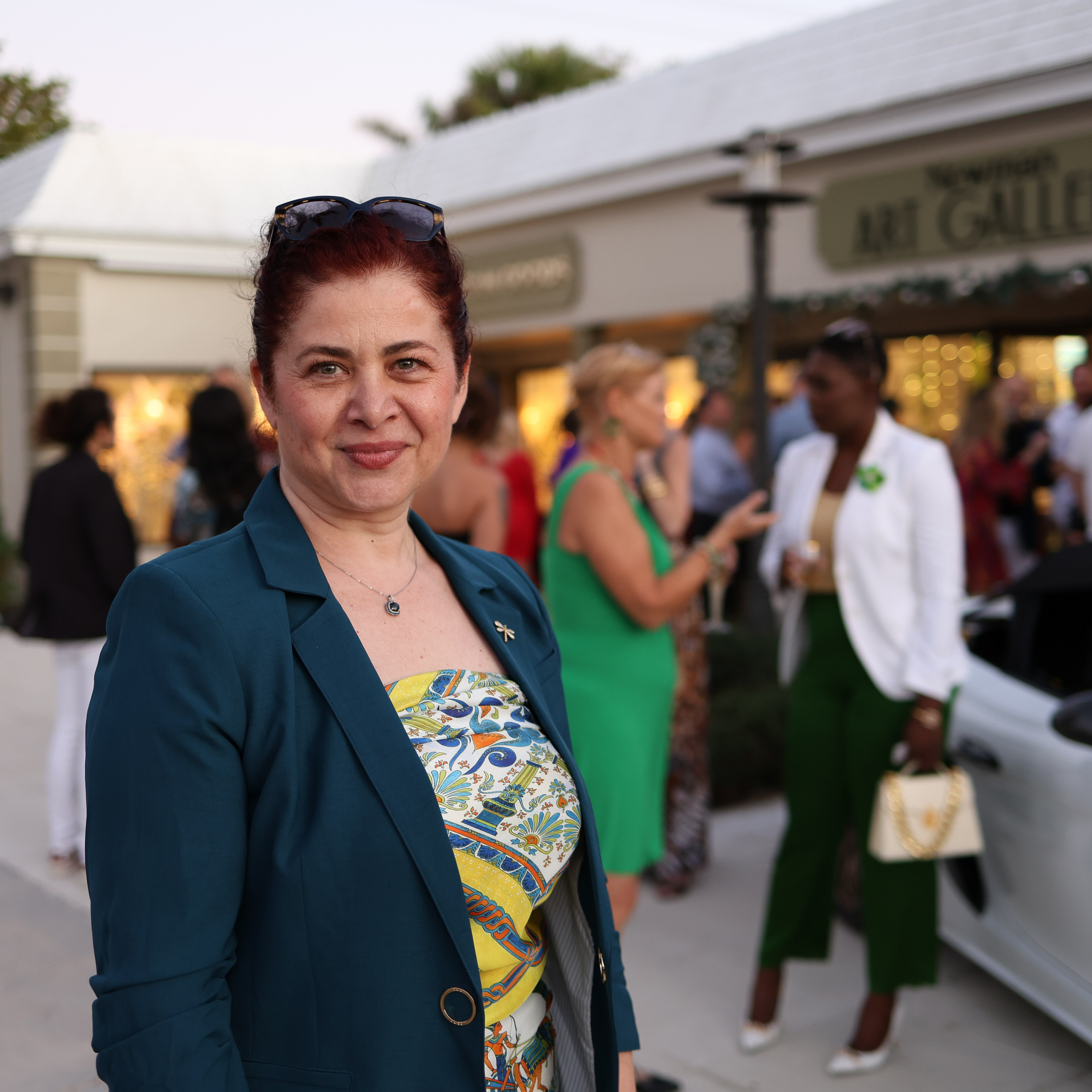 Paradise Coast Lifestyle Magazine. Out and About 239