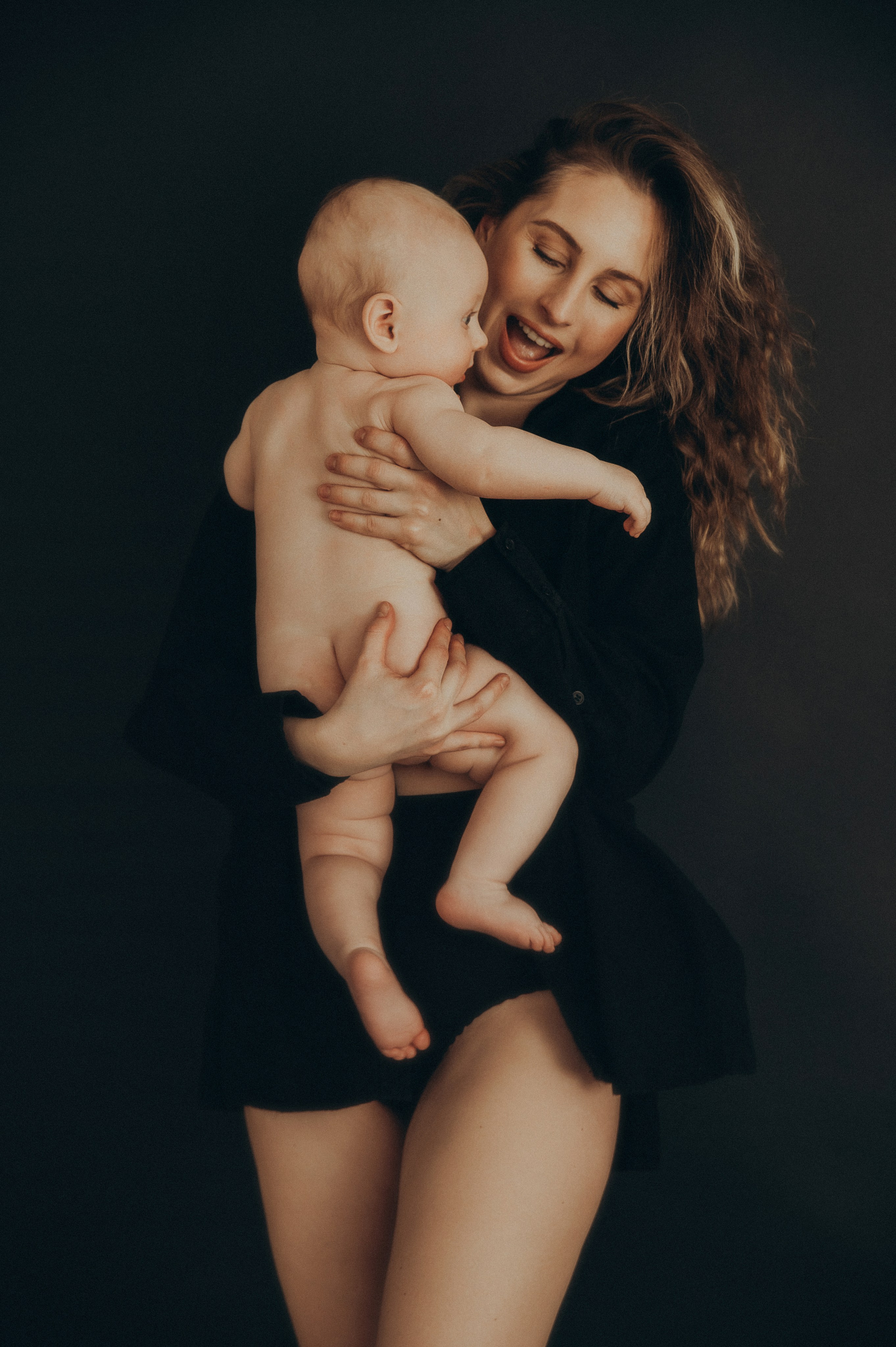 Family photography. Aigul Photography — wedding, newborn, and family photographer