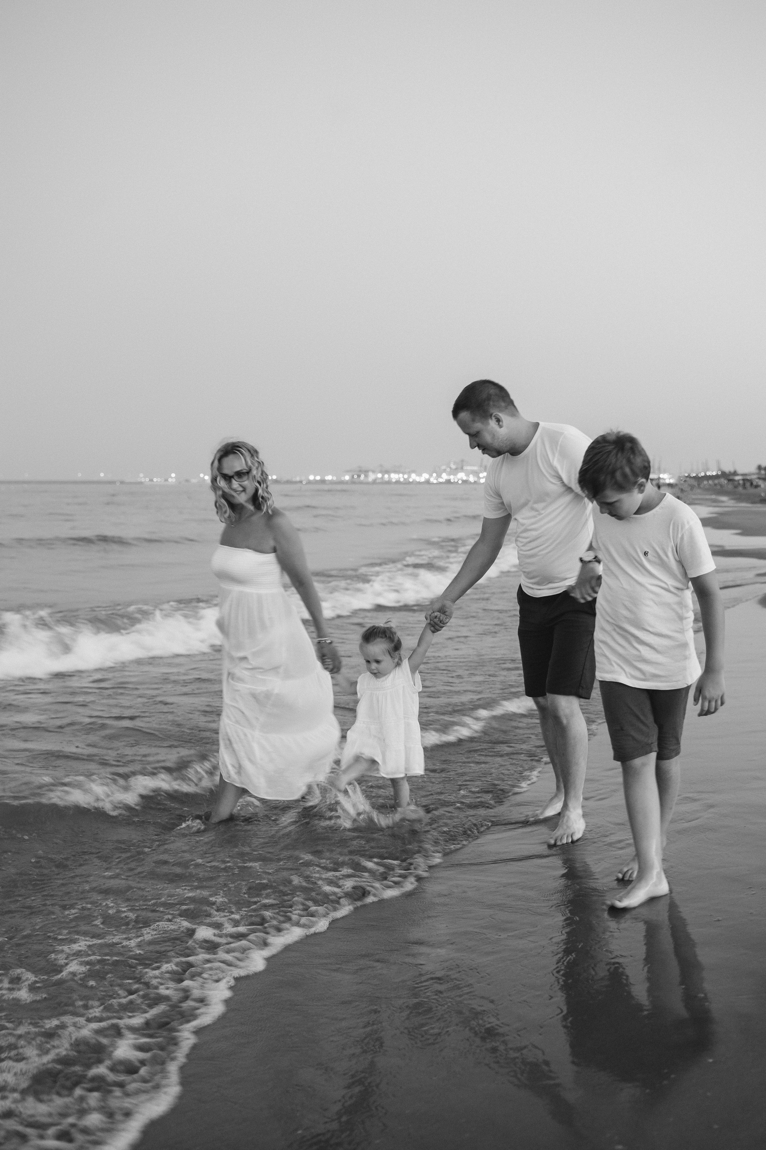♡♡♡. Fotógrafa de bodas y familias en España, Valencia: Nadia ProFoto