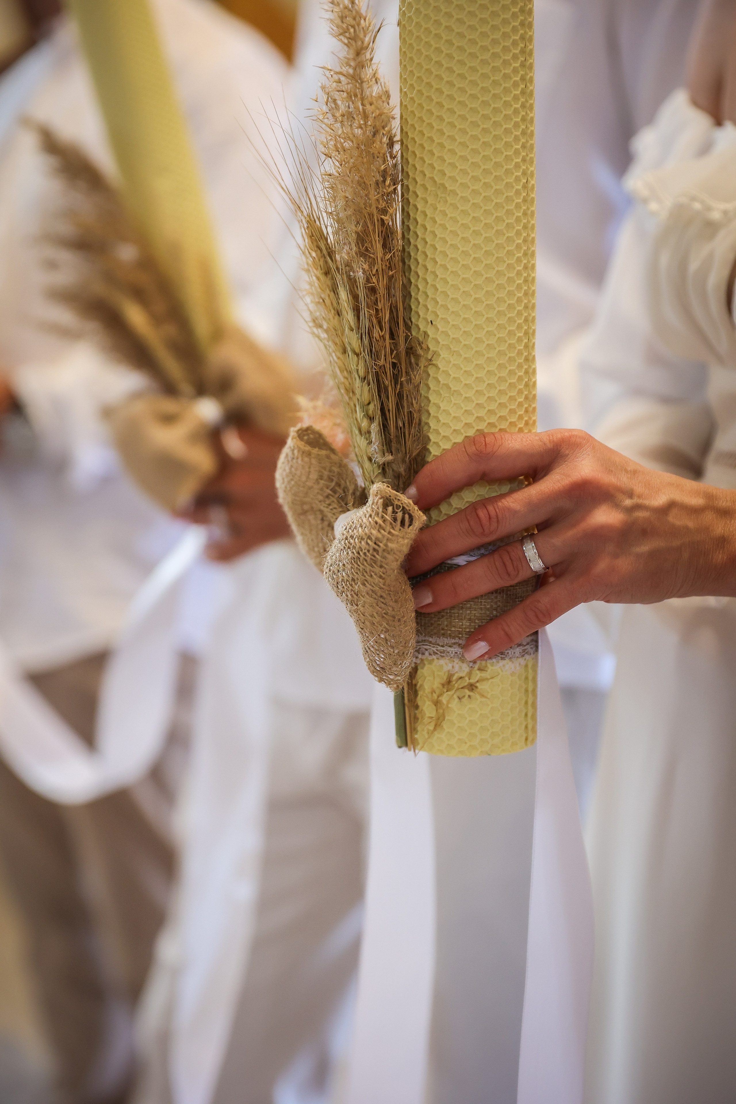 Nunta Cosmin și Simona de la La Moșu a fost exact genul de eveniment care demonstrează cât de frumoasă poate fi o nuntă în aer liber. Rares Bucur is a professional wedding photographer based in Cluj-Napoca, Romania, specializing in wedding photography