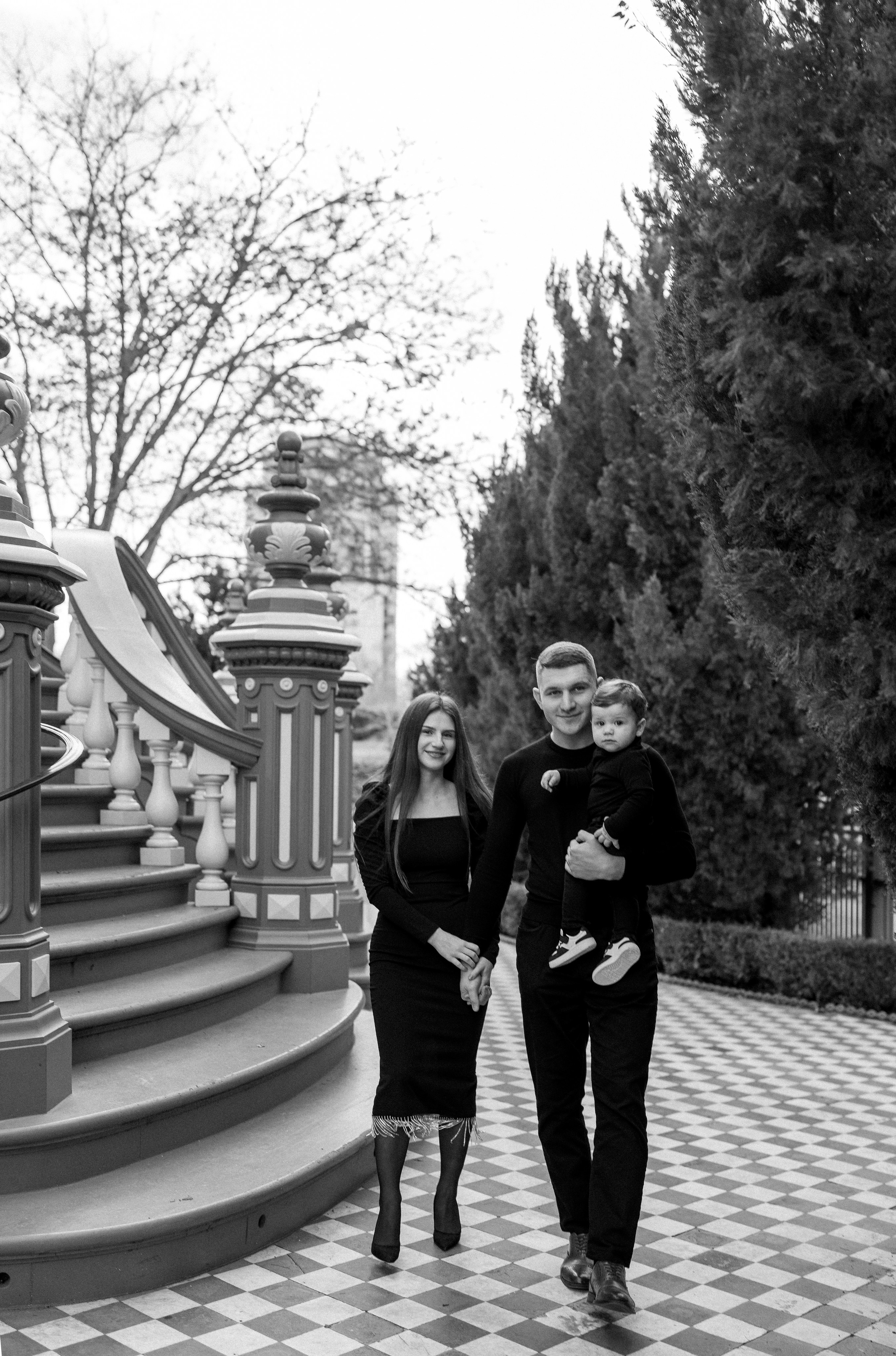 Artem, Nadia & Elisha. Family photographer in Sacramento | Sofia Pavenko