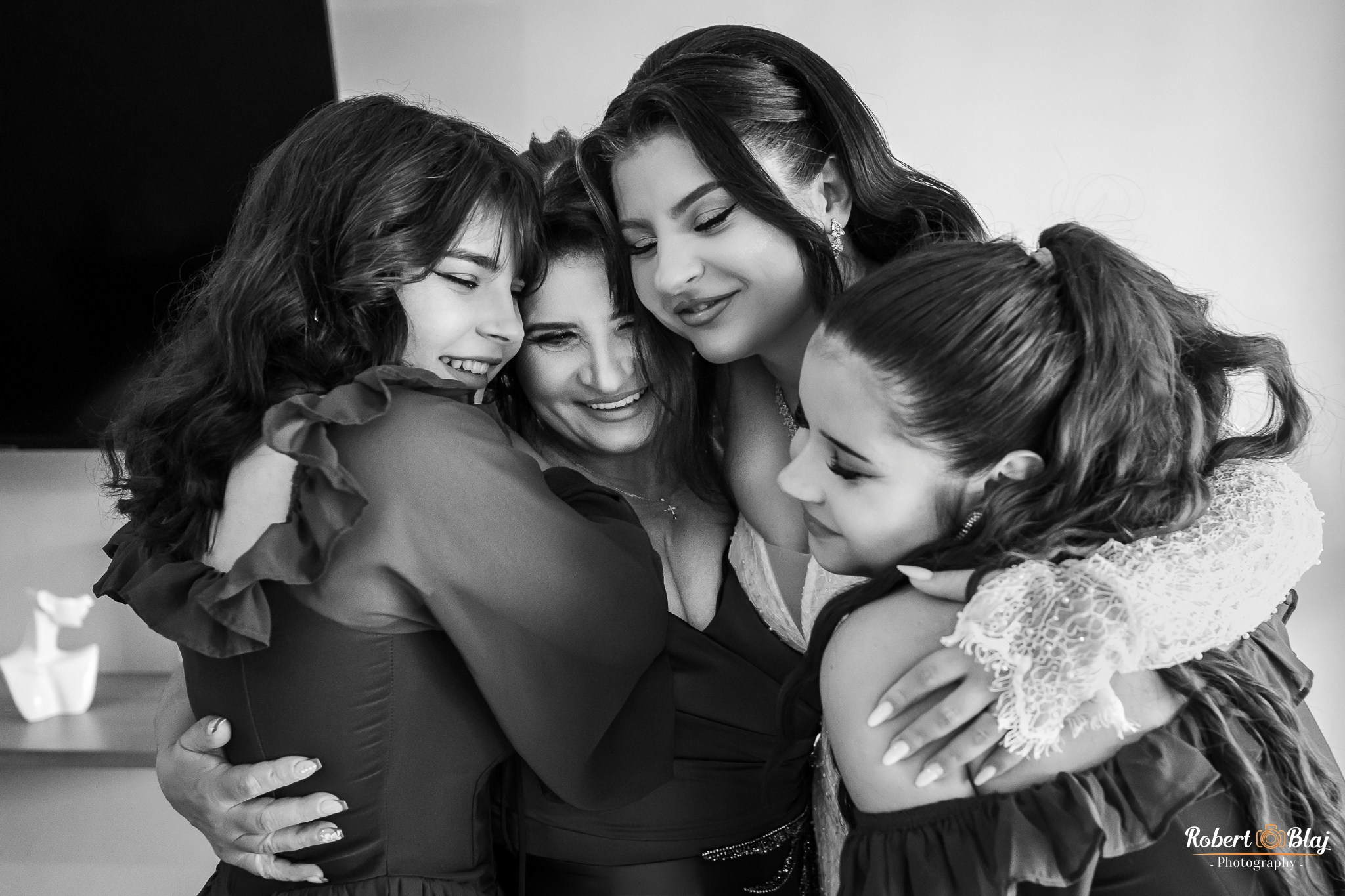 Larisa & Gabriel. Robert Blaj - Fotograf Nuntă Iași