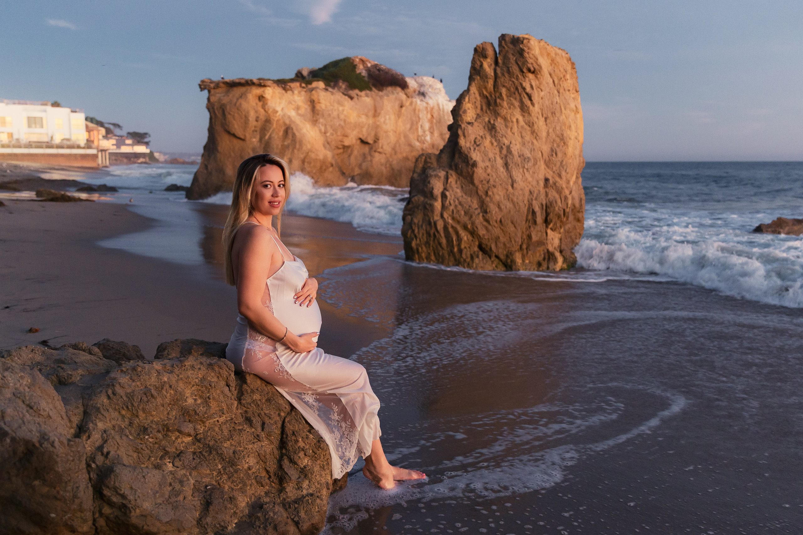 Maternity. Los Angeles portrait photographer Valeria Kasatkina