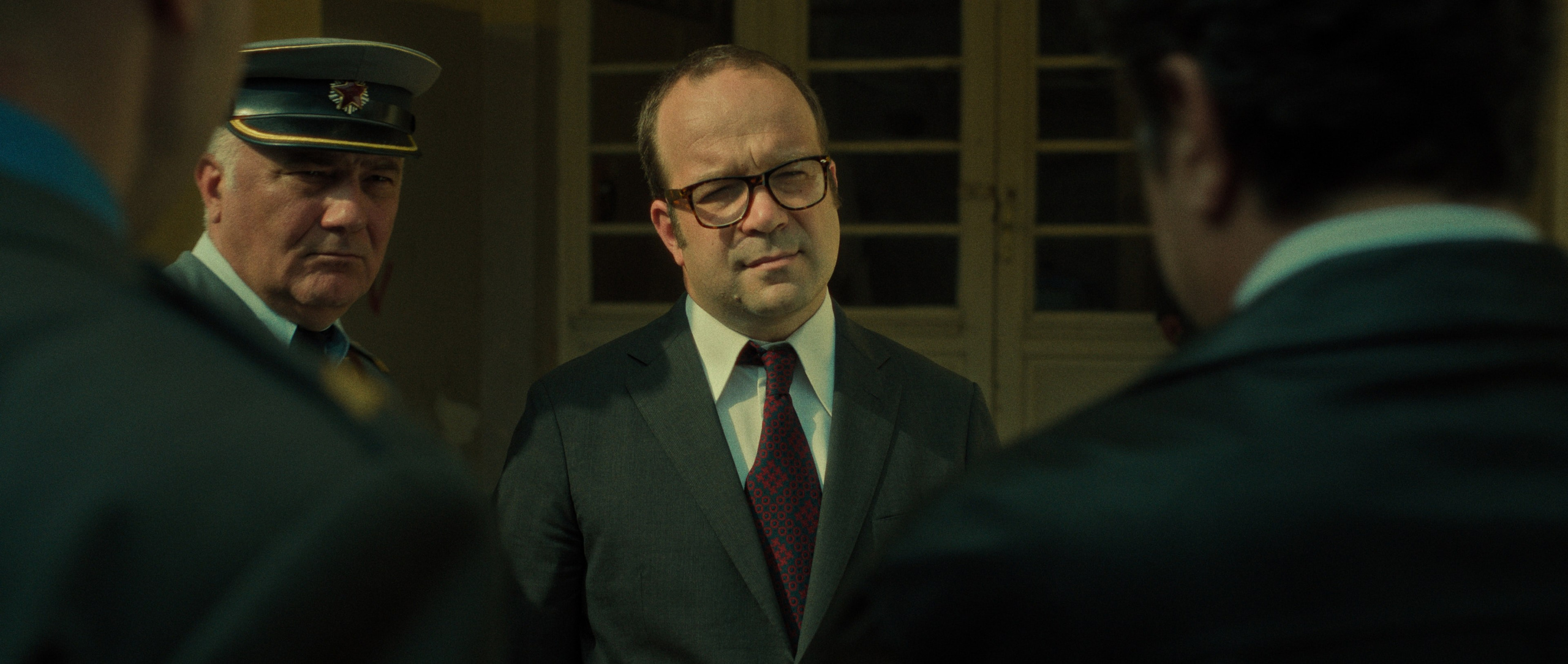 Ruski Konzul. Commercial and studio photographer in Belgrade