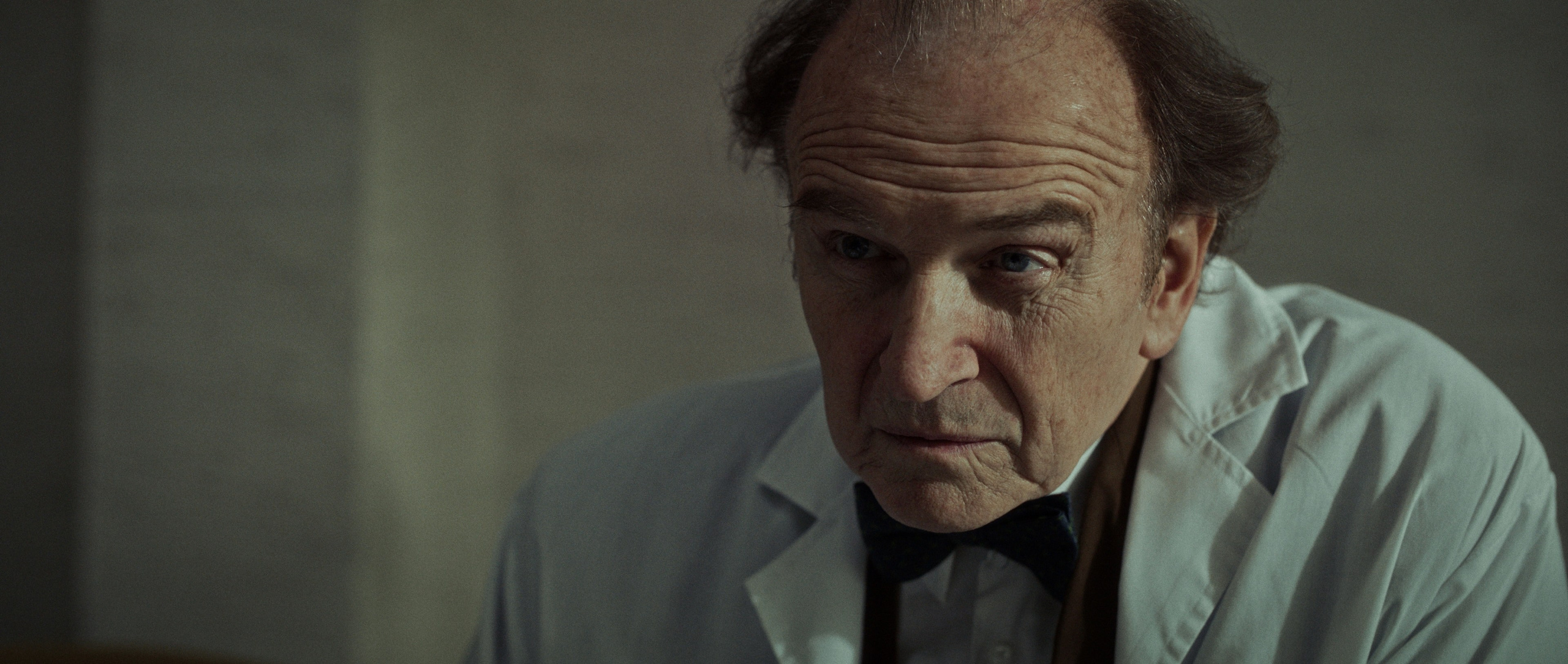 Ruski Konzul. Commercial and studio photographer in Belgrade