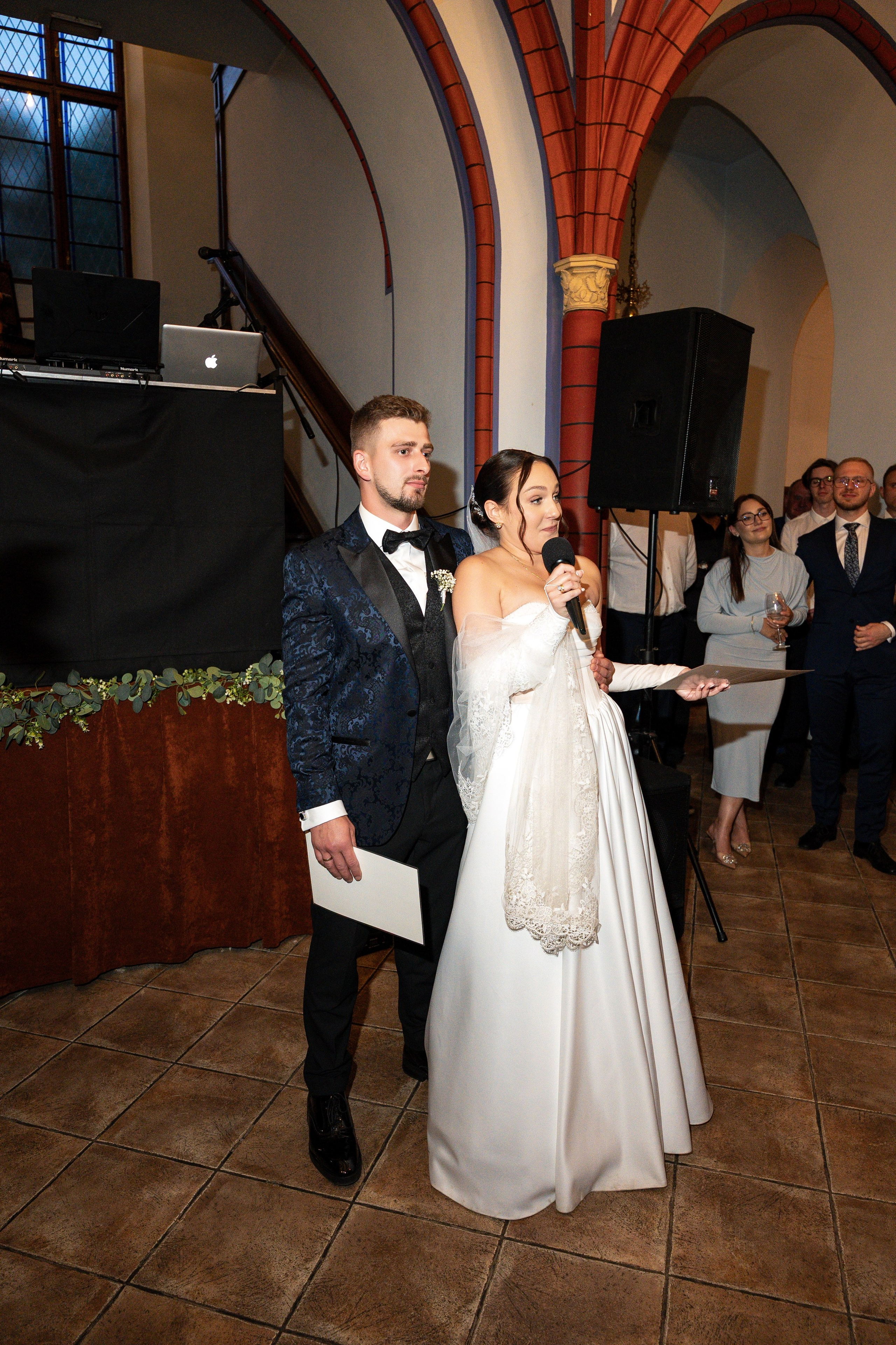 E&N: Zamek w Rzucewie. SL Wedding Photo — Editorial, Elegant & Timeless Wedding Photography in Poland and Across Europe