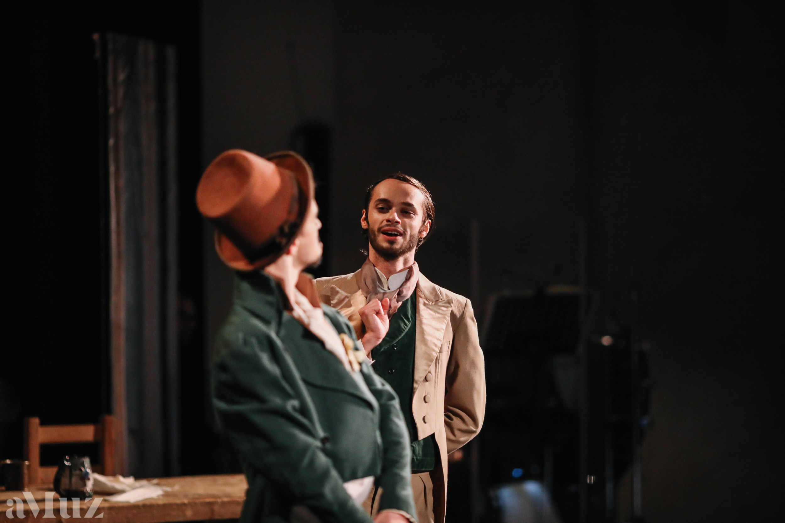 Opera Łąkowa. Fotograf Ślubny Warszawa - Sesje Biznesowe Rodzinne Eventy