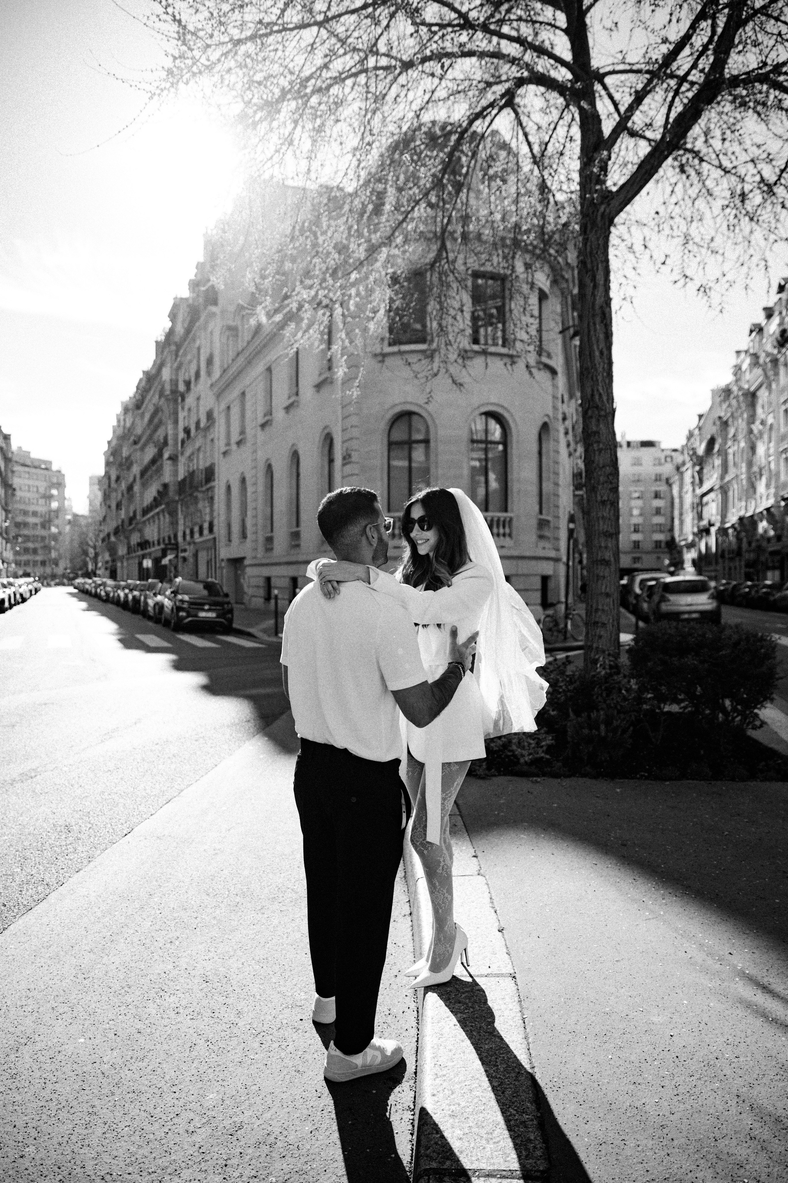 Pre-Wedding Couple Photo Walk in Paris | Engagement Photography. Paris Wedding Photographer