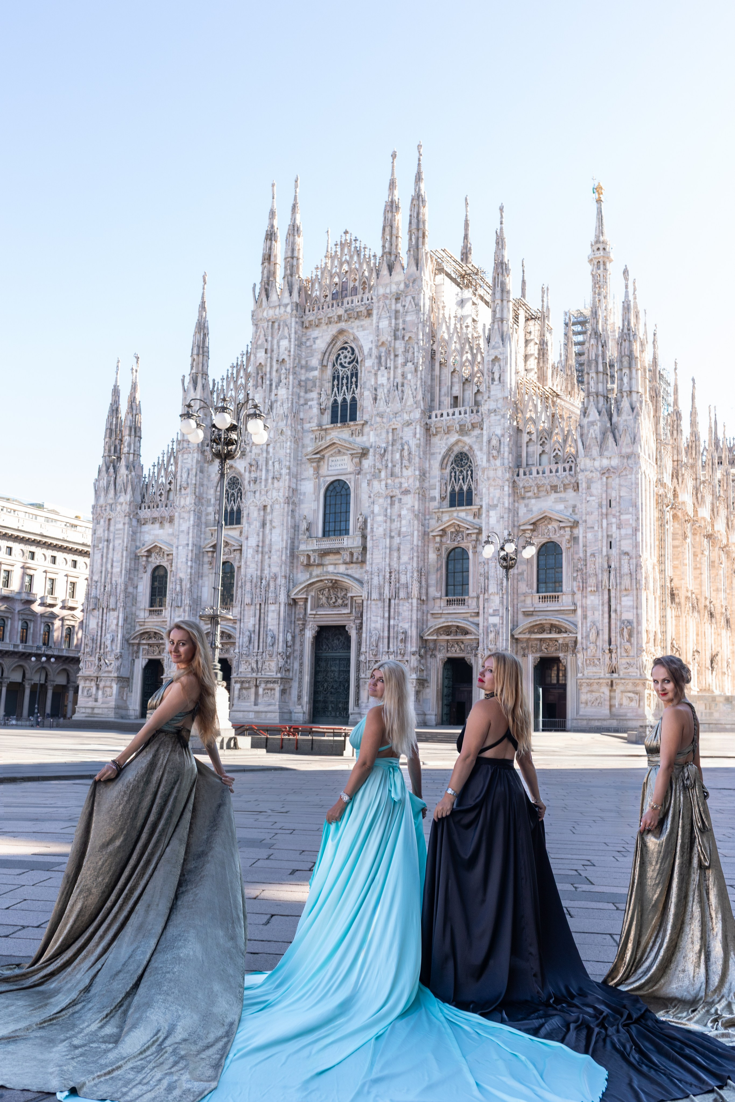 Girls trip Milan. Photographer in Milan |Mila Pro Photo