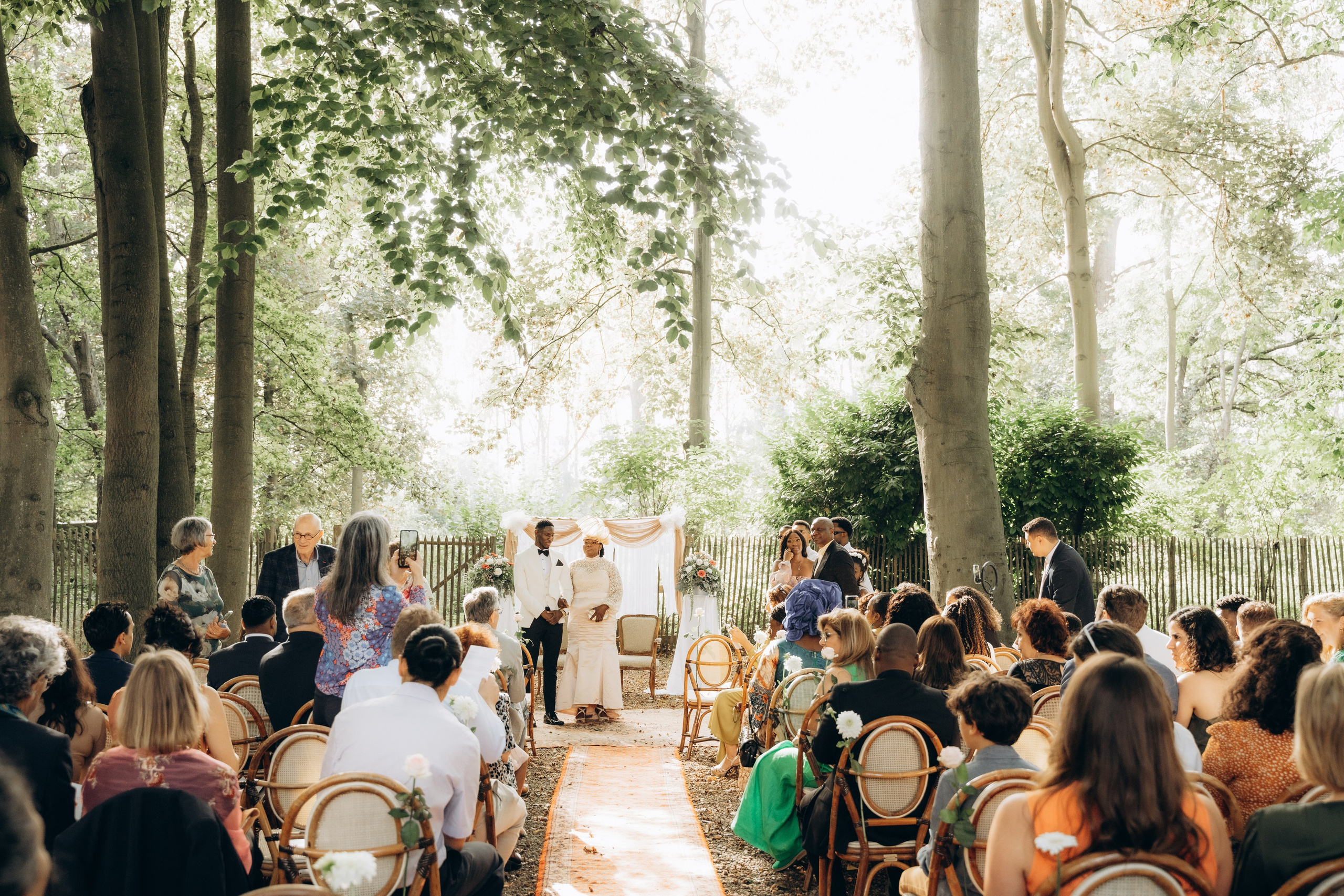 Anisa & Yannick huwelijk in Gent. Little Birdie – Jouw familie- en huwelijksfotograaf in België en daarbuiten